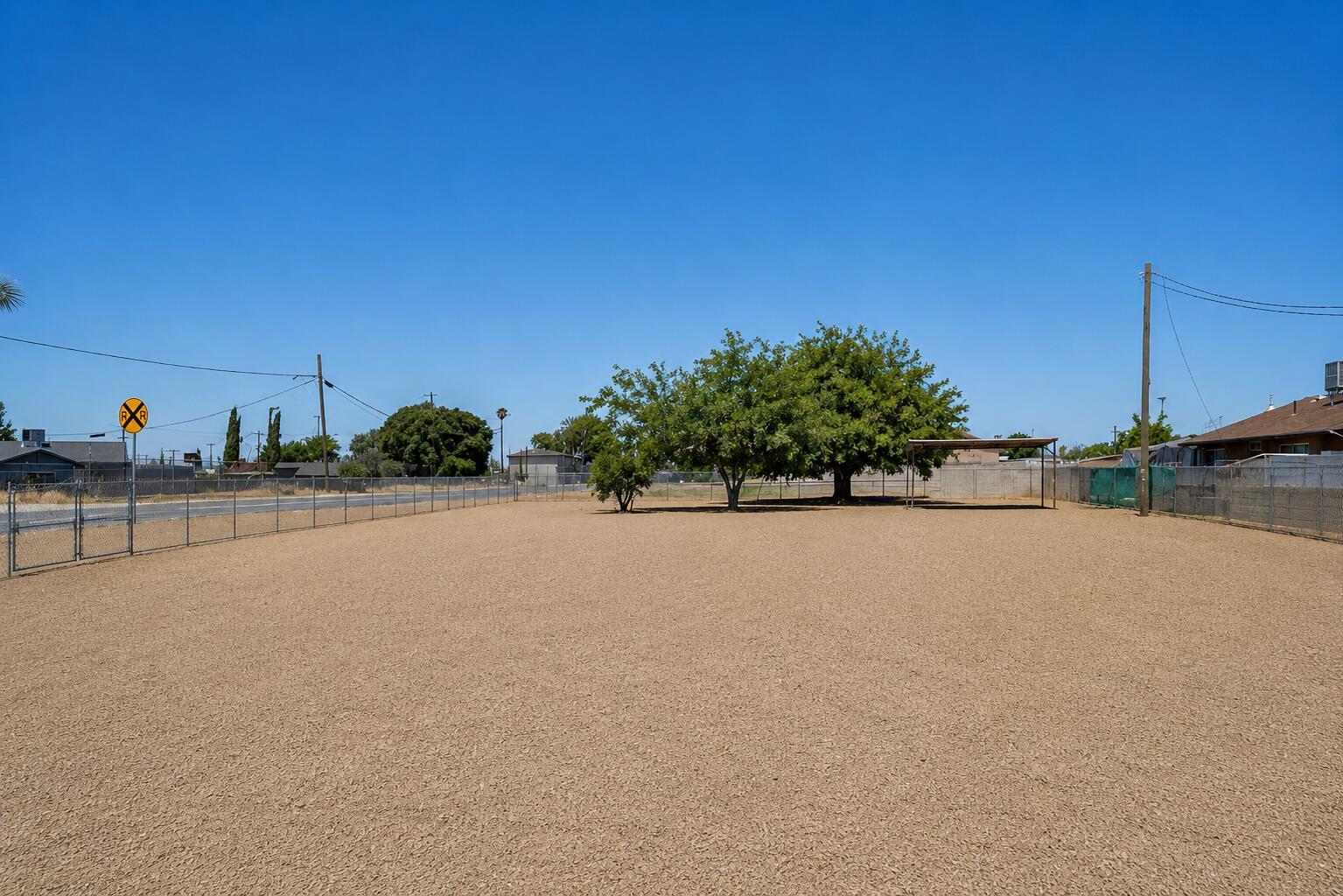 326 Wilson Rd, Bakersfield, CA 93307
