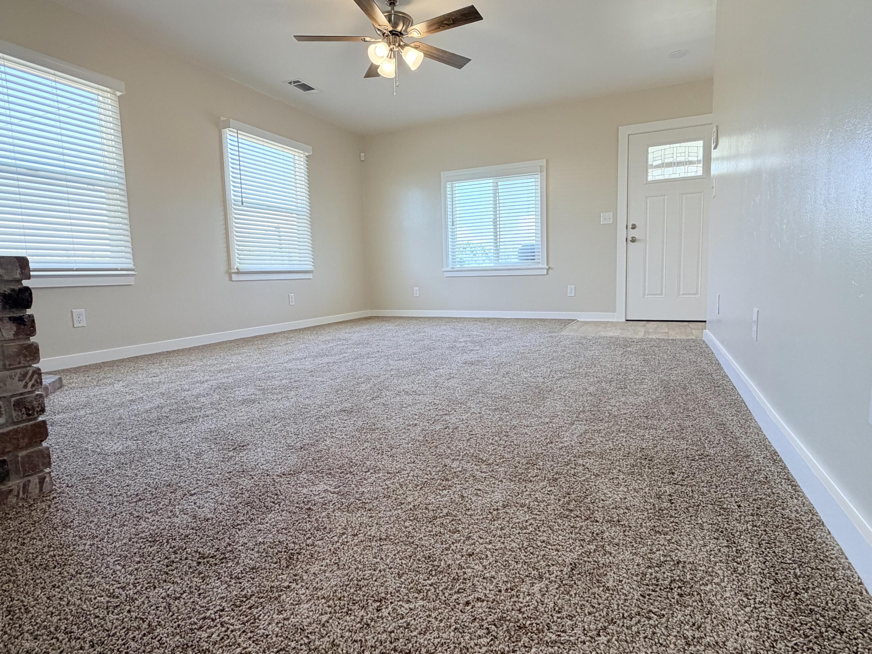 1765 S Crestview St, Porterville, CA 93257