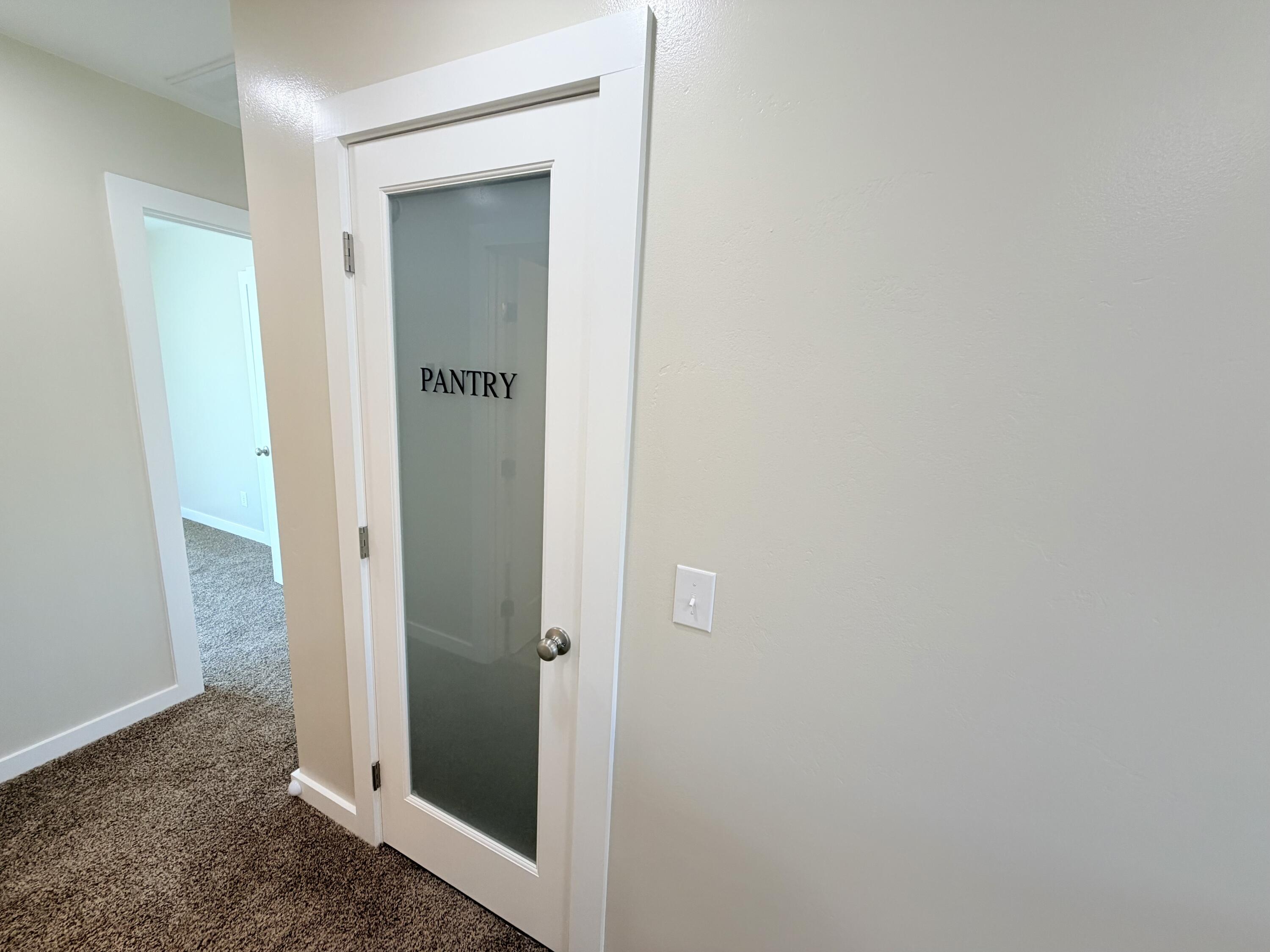 1765 S Crestview St, Porterville, CA 93257