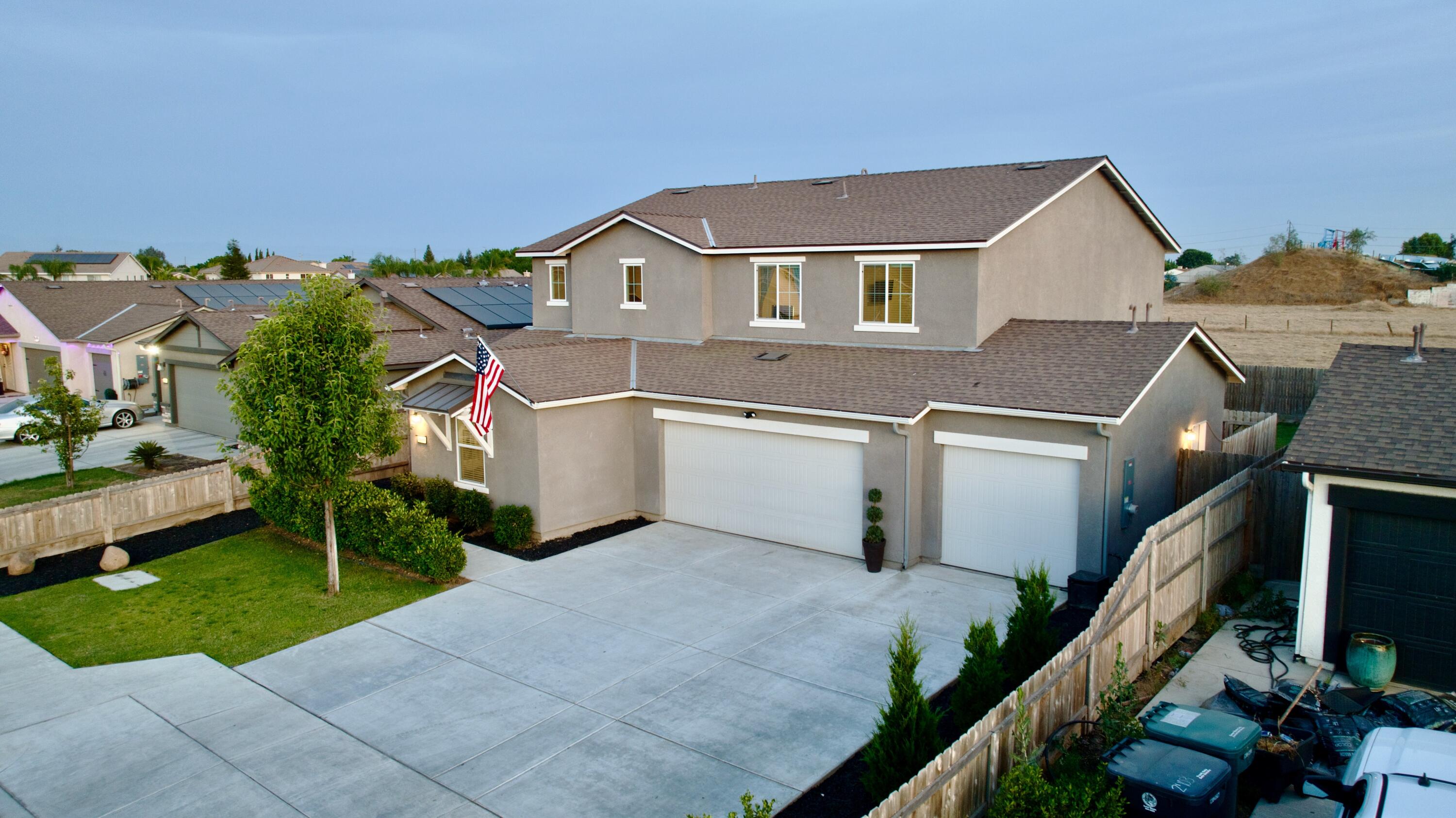 2439 Sawgrass Ave, Tulare, CA 93274