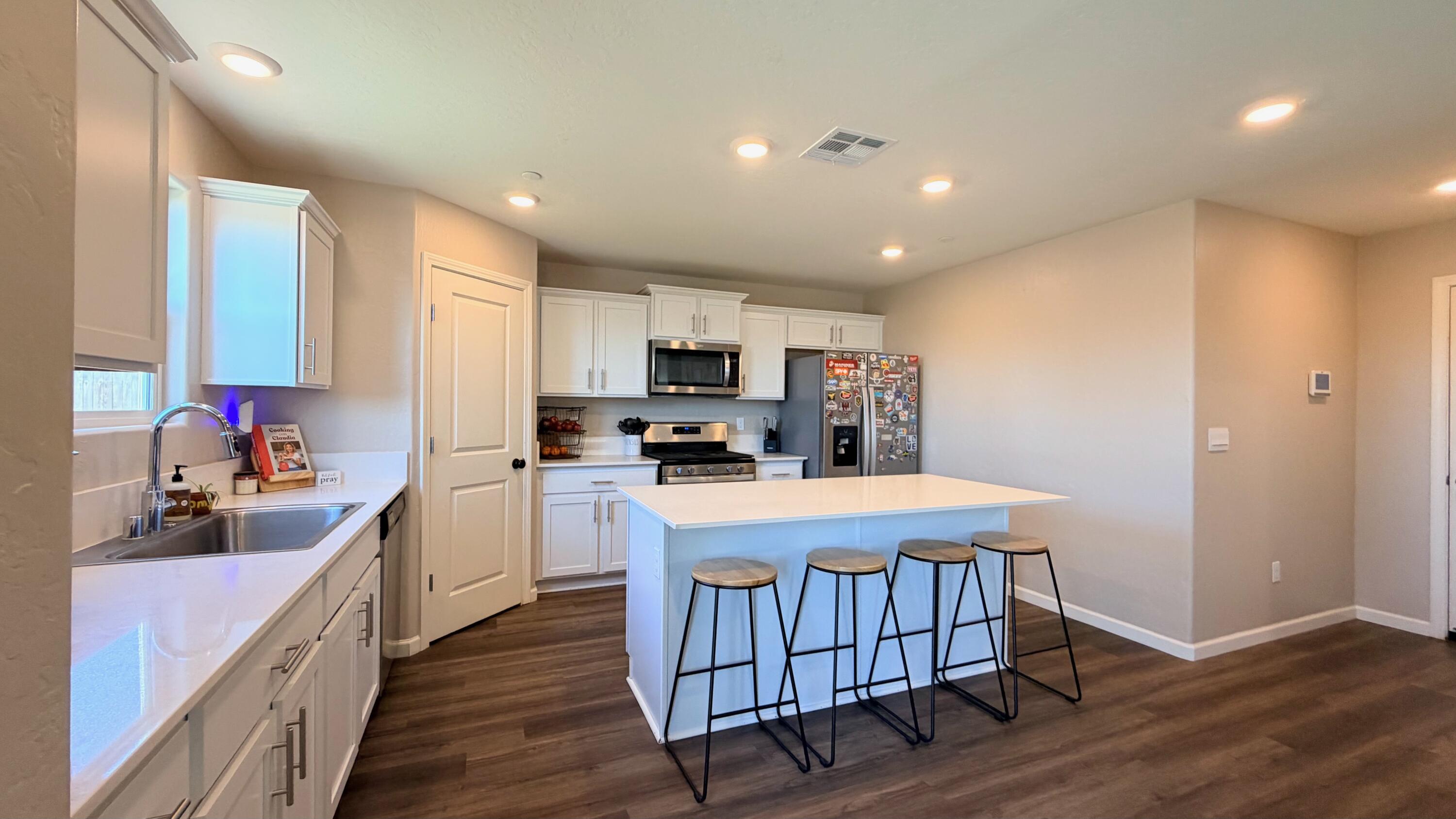 2439 Sawgrass Ave, Tulare, CA 93274