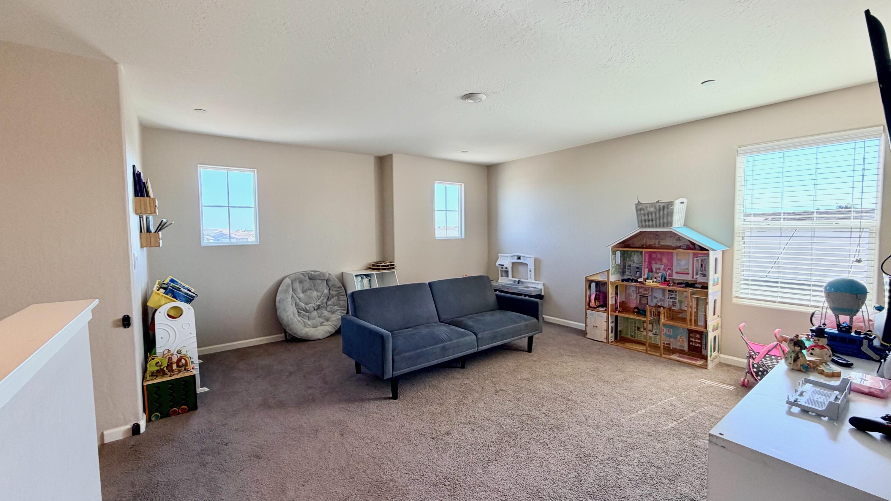 2439 Sawgrass Ave, Tulare, CA 93274