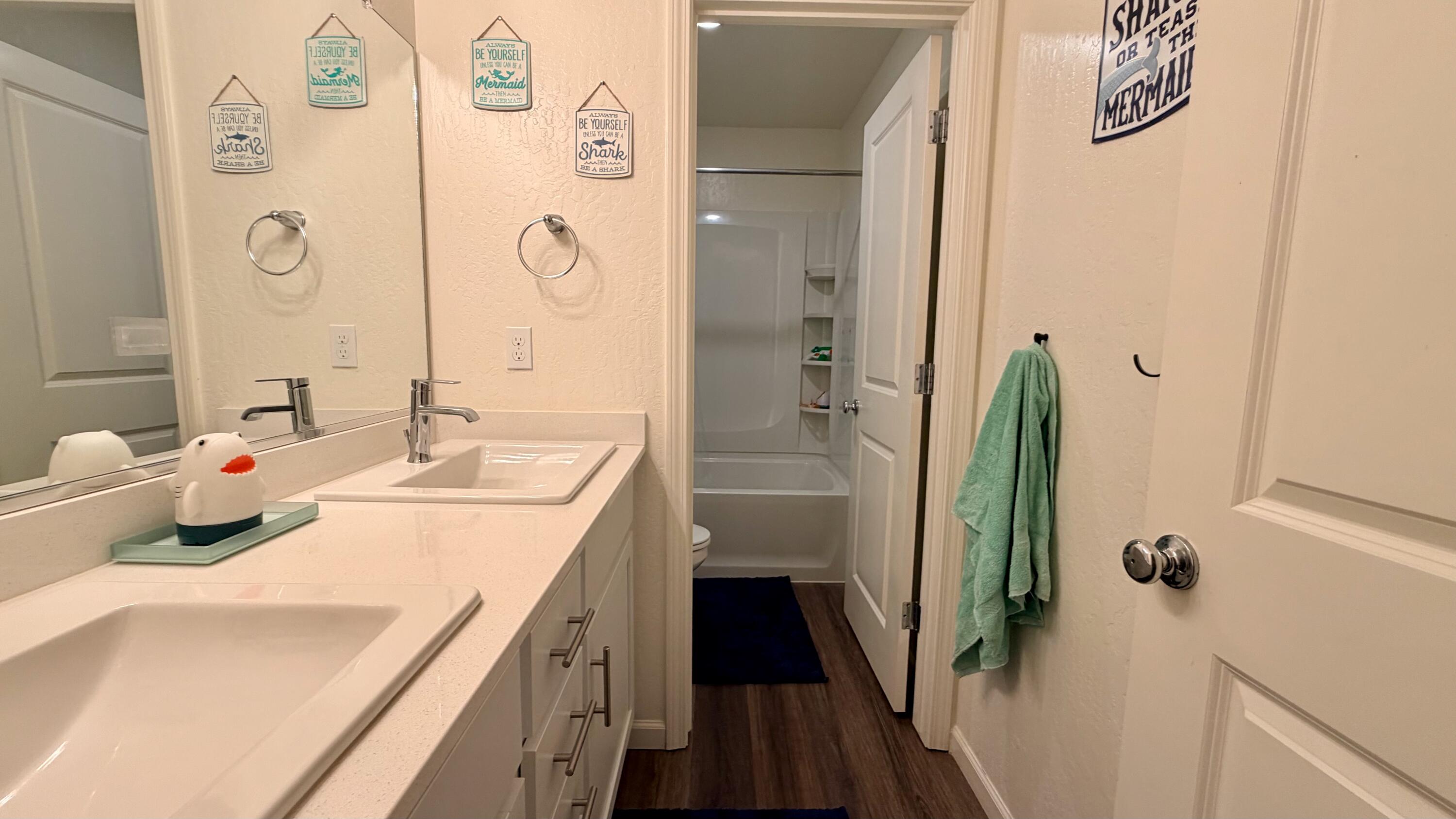 2439 Sawgrass Ave, Tulare, CA 93274