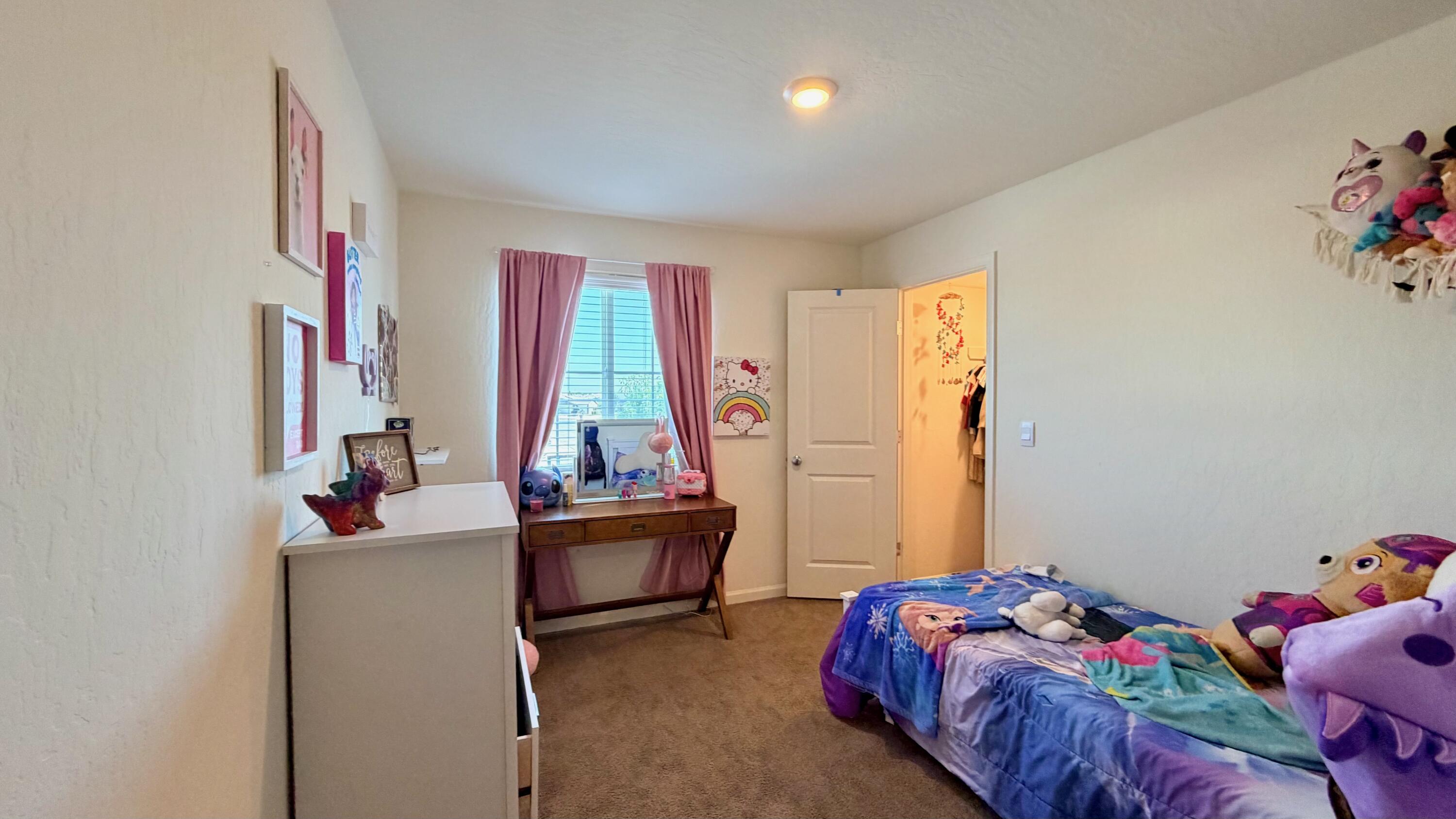 2439 Sawgrass Ave, Tulare, CA 93274