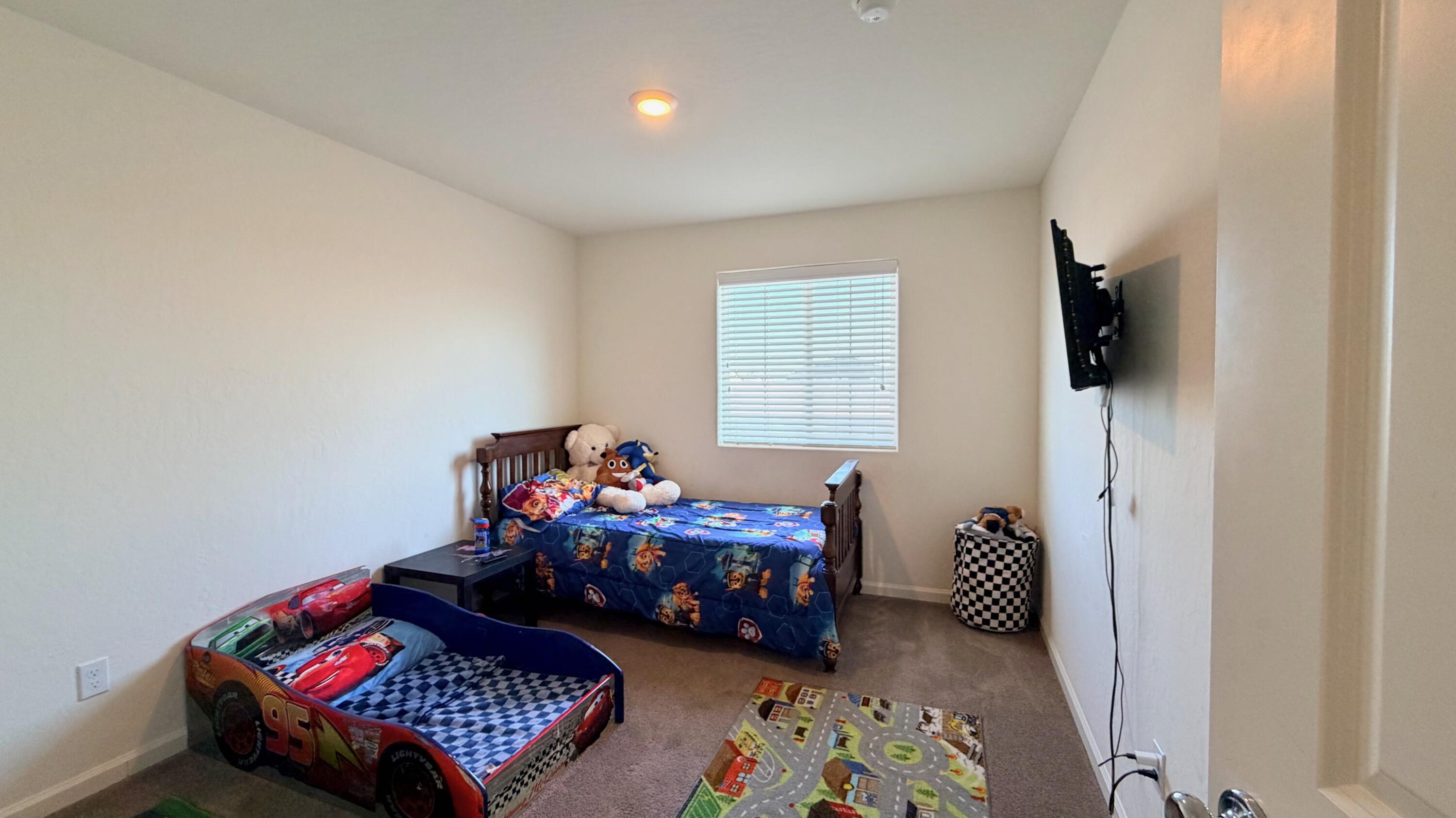 2439 Sawgrass Ave, Tulare, CA 93274