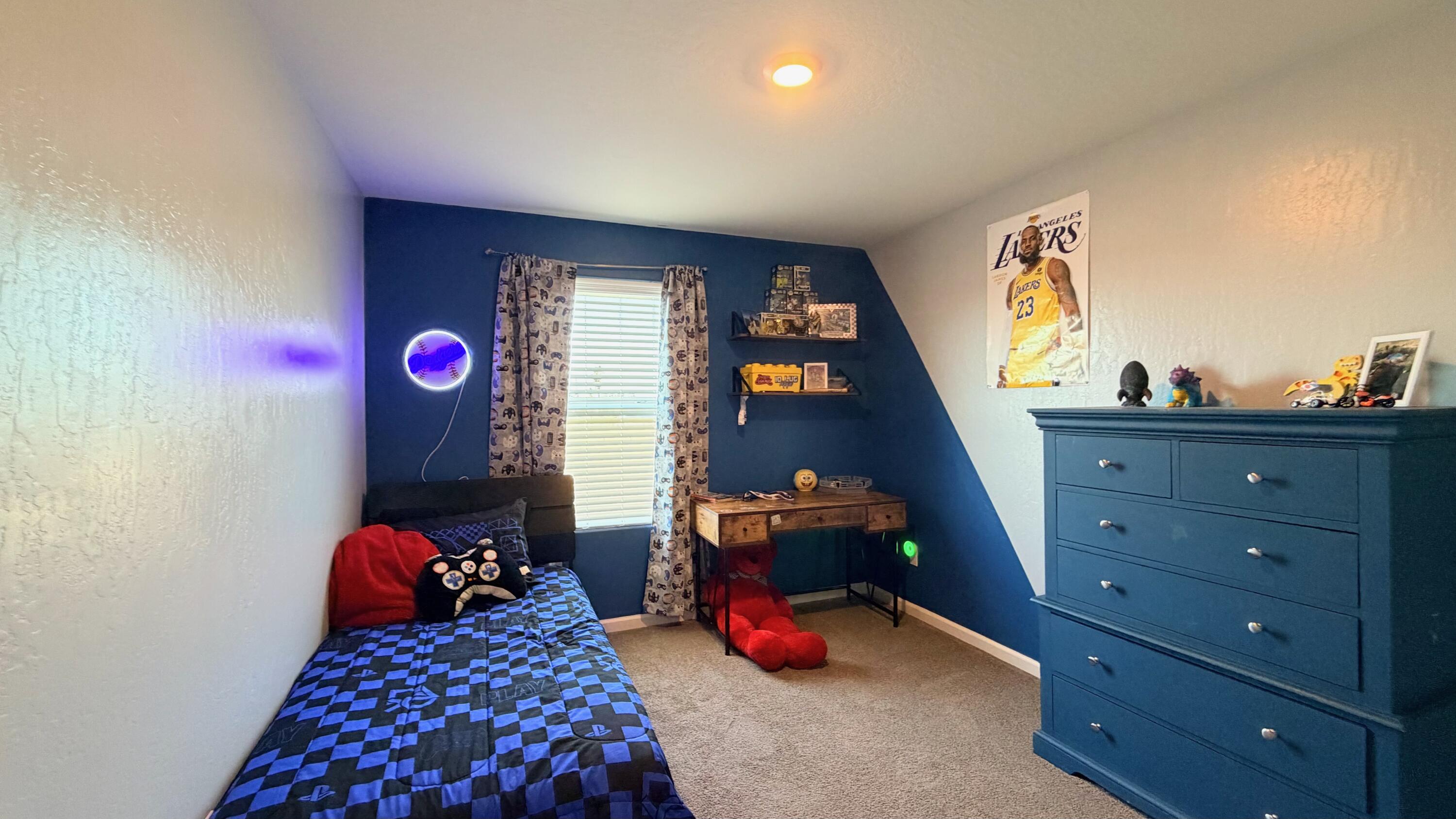 2439 Sawgrass Ave, Tulare, CA 93274