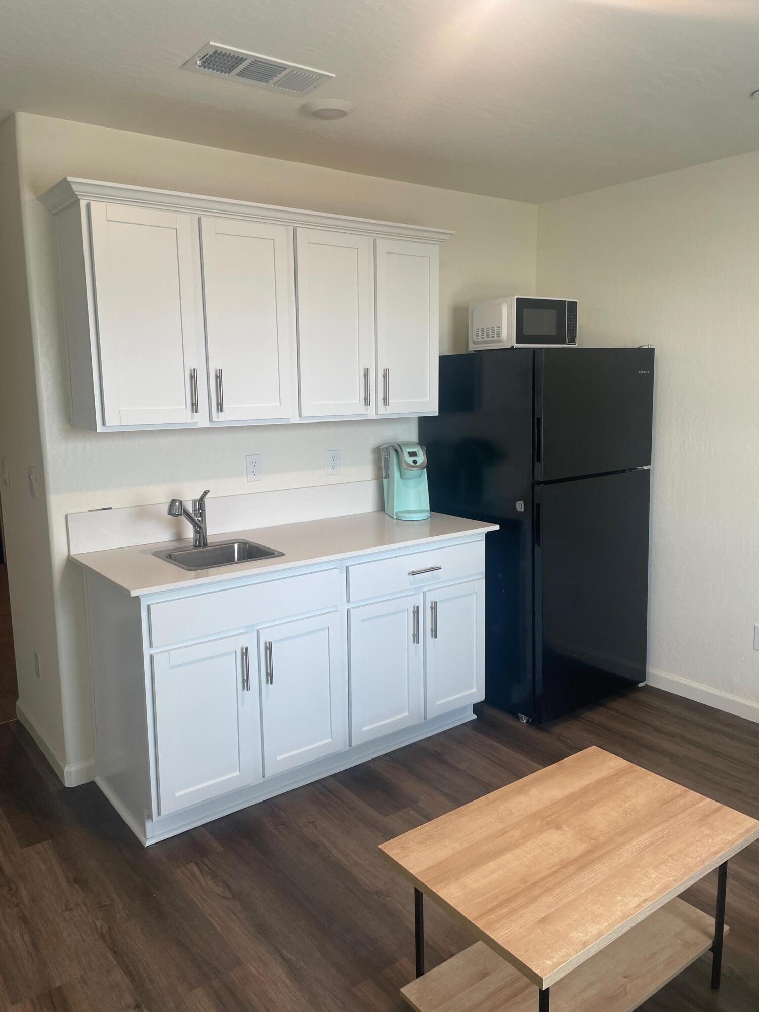 2439 Sawgrass Ave, Tulare, CA 93274