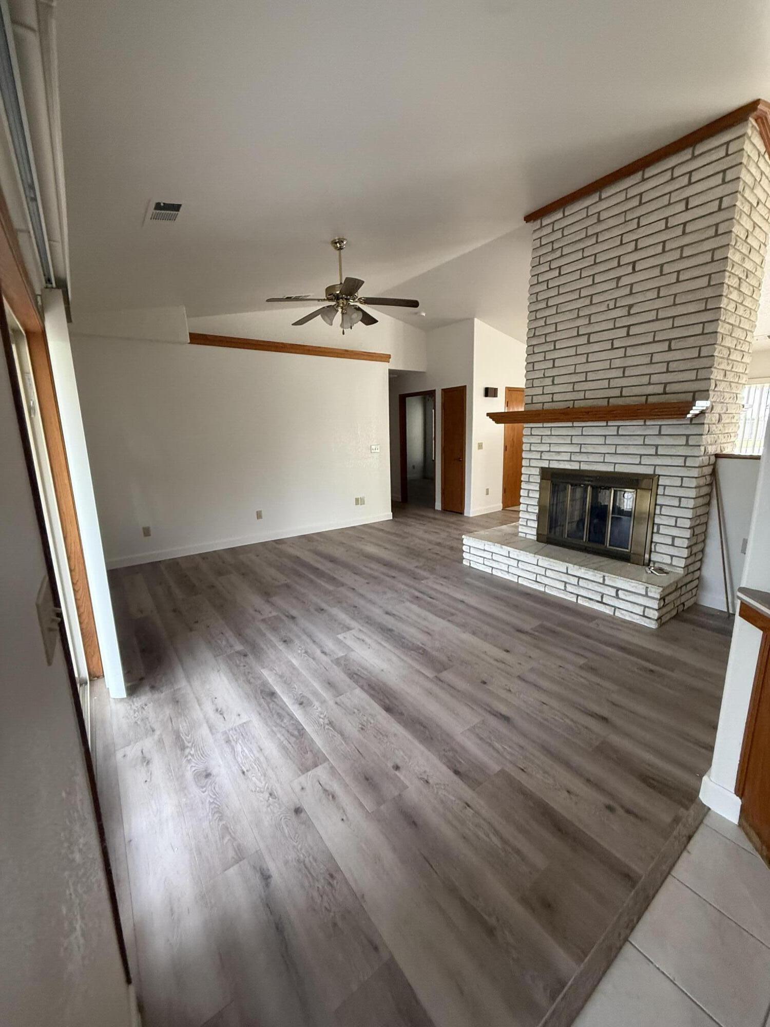 826 Michael Lynn, Lindsay, CA 93247