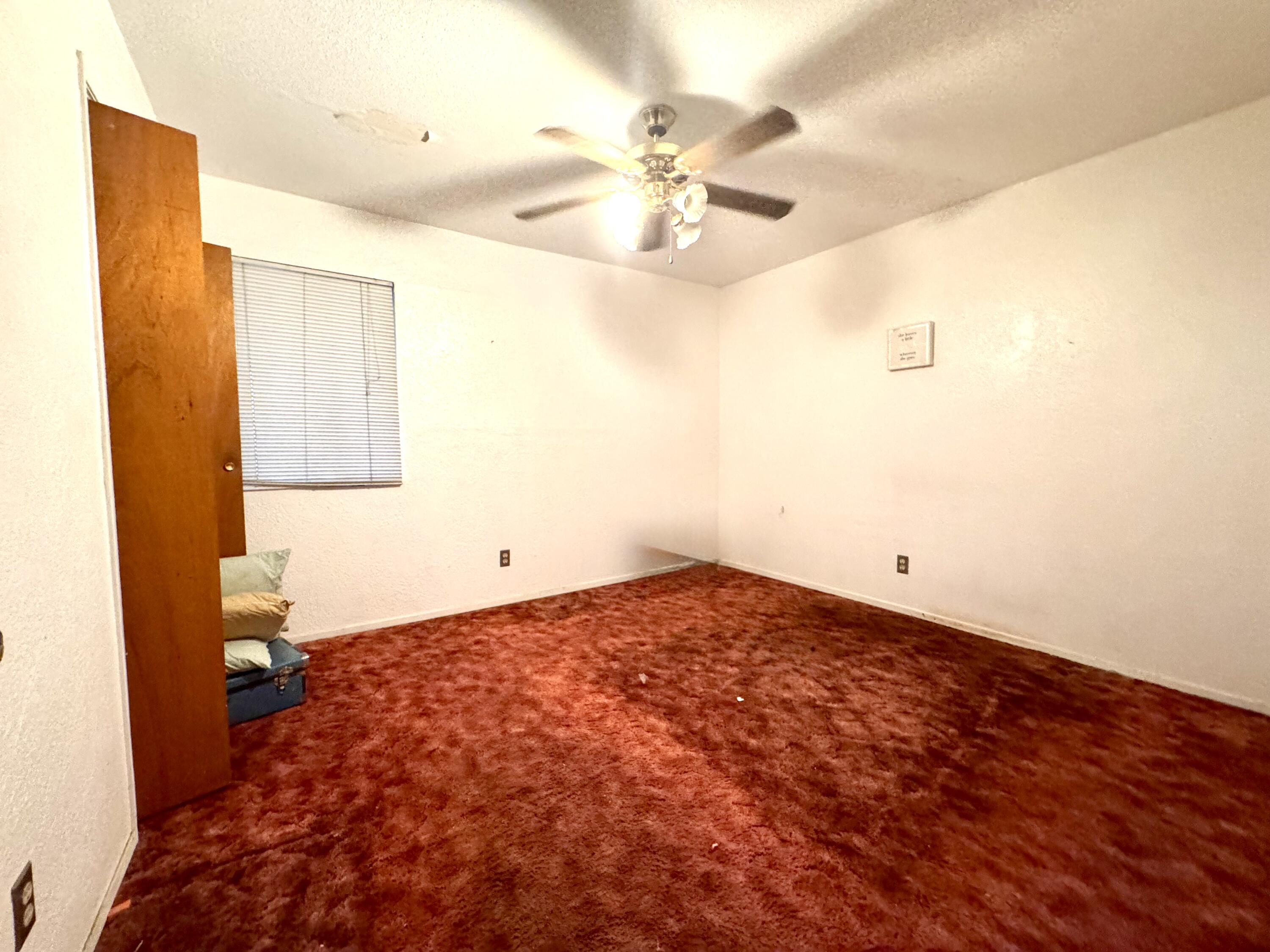 208 N Lombardi St, Porterville, CA 93257