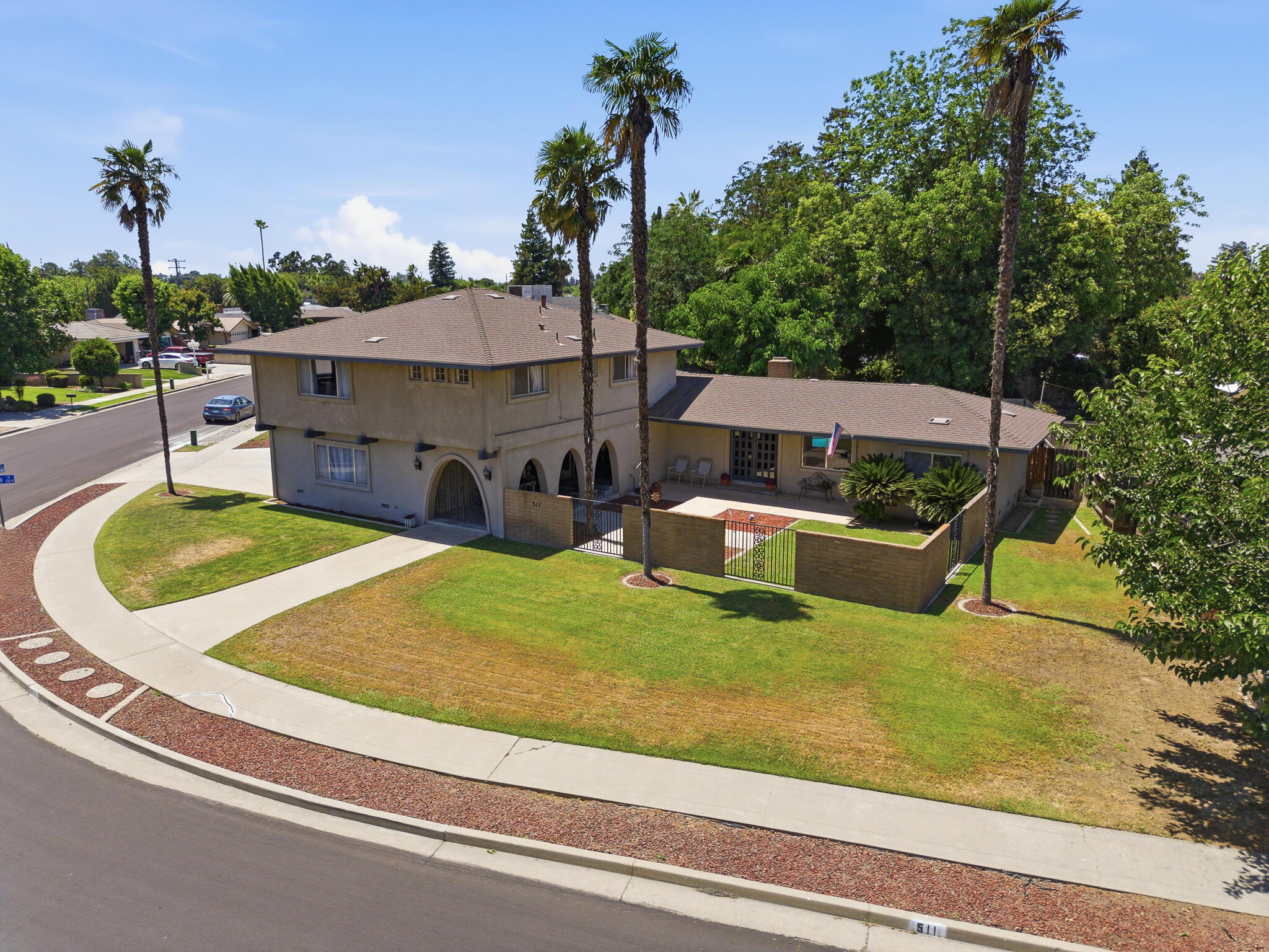 511 N Helene St, Tulare, CA 93274