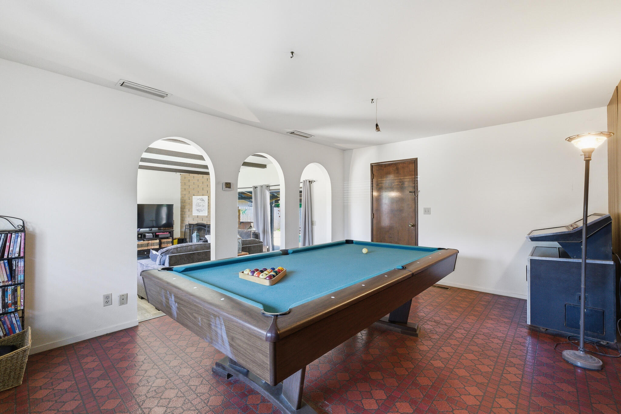 511 N Helene St, Tulare, CA 93274