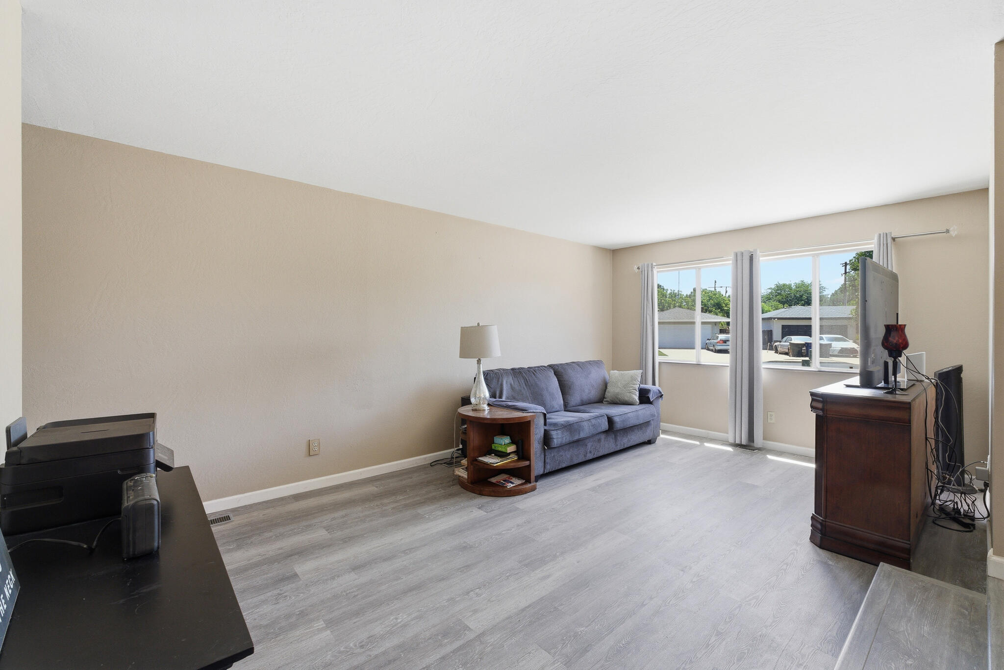 511 N Helene St, Tulare, CA 93274