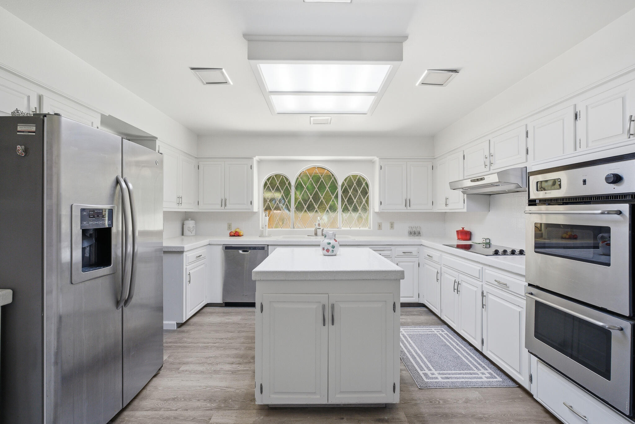 511 N Helene St, Tulare, CA 93274