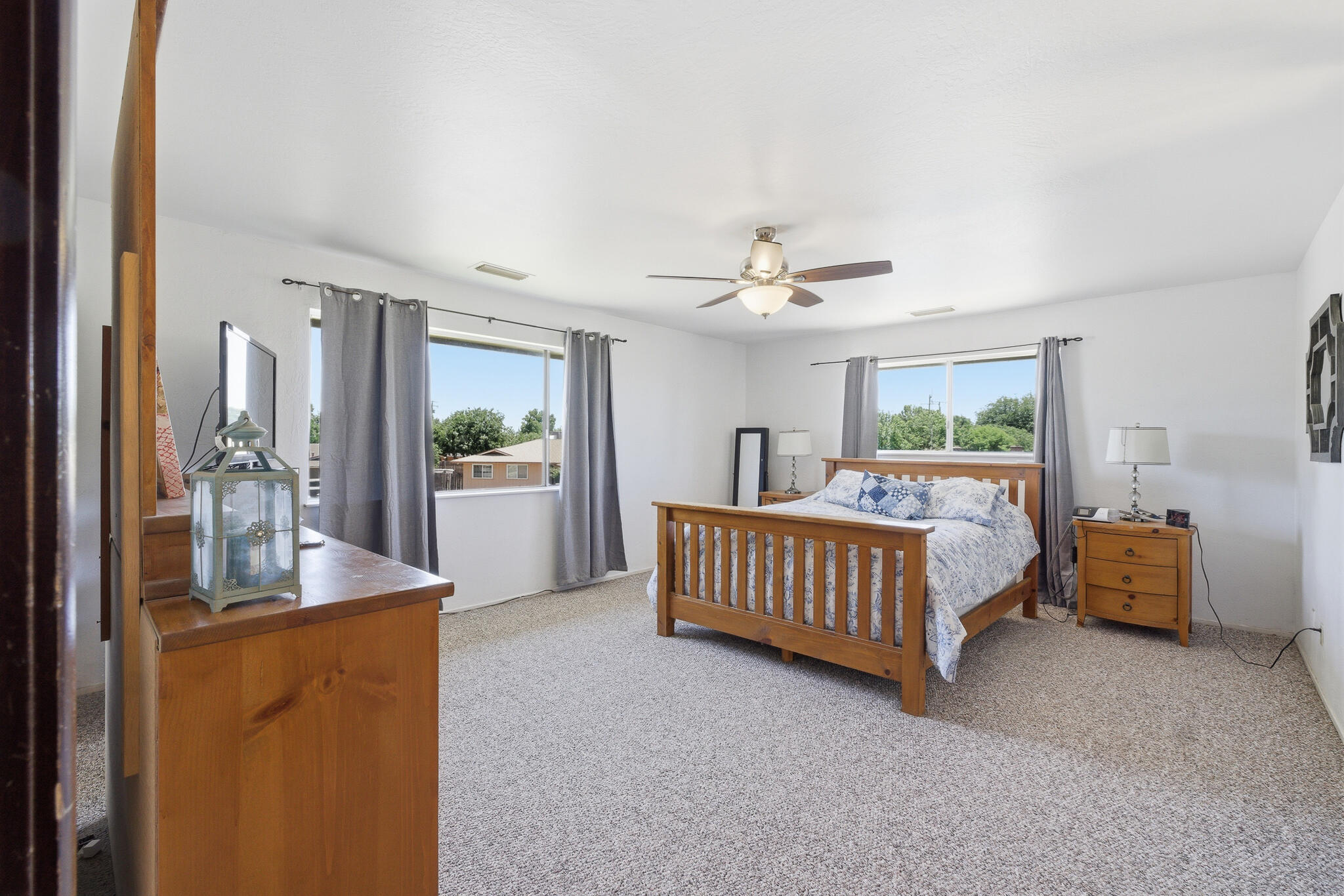 511 N Helene St, Tulare, CA 93274