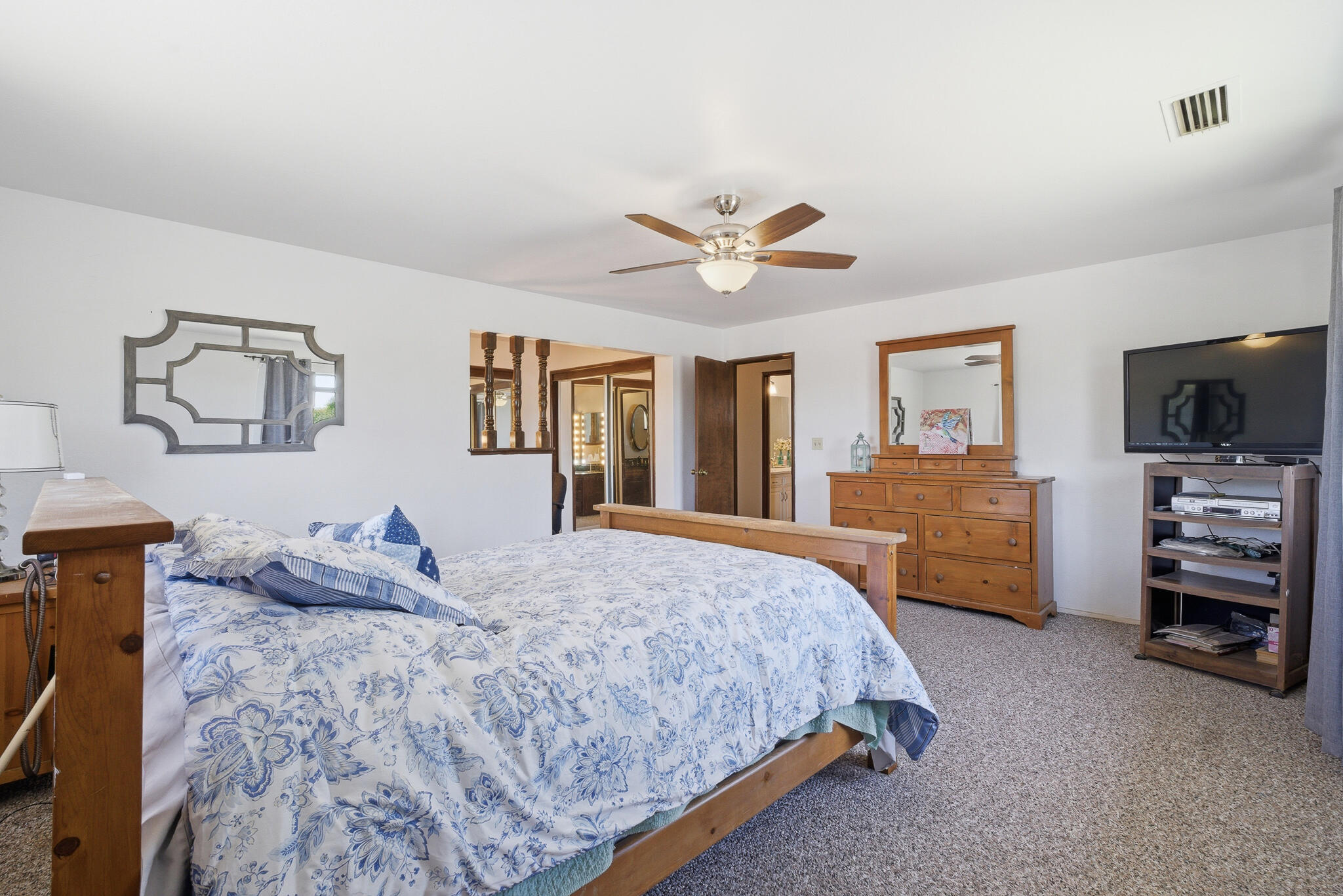 511 N Helene St, Tulare, CA 93274