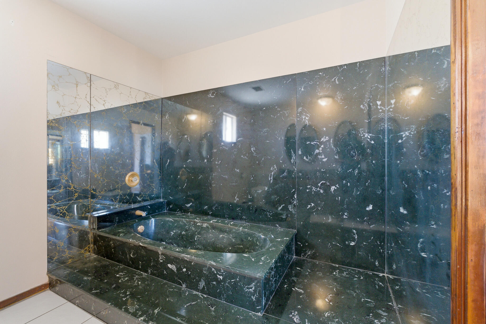 511 N Helene St, Tulare, CA 93274