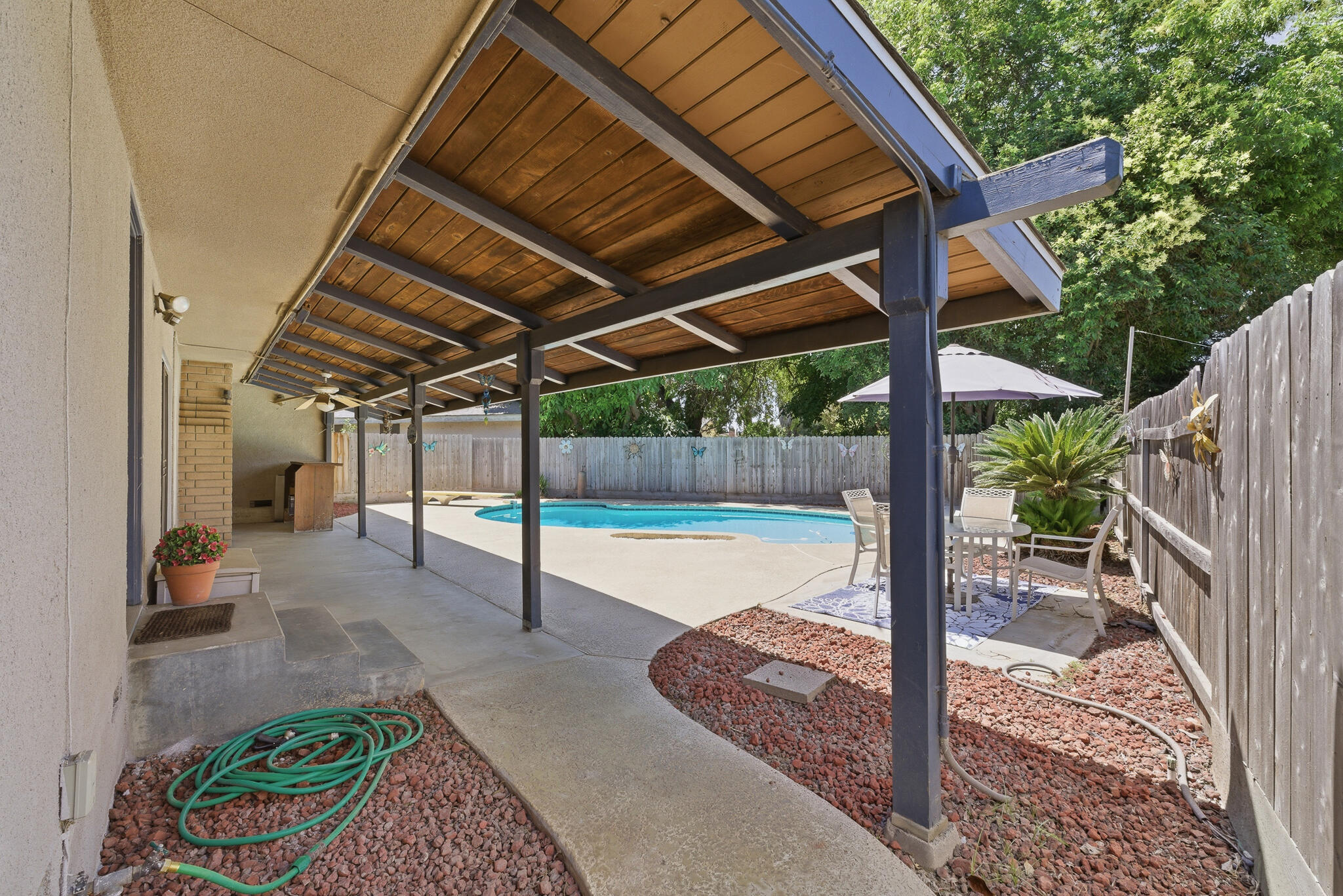 511 N Helene St, Tulare, CA 93274