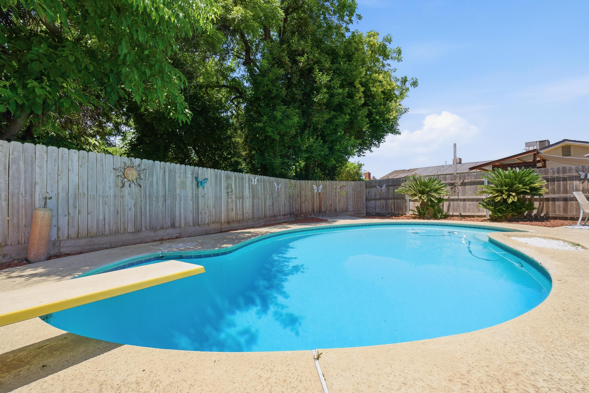 511 N Helene St, Tulare, CA 93274