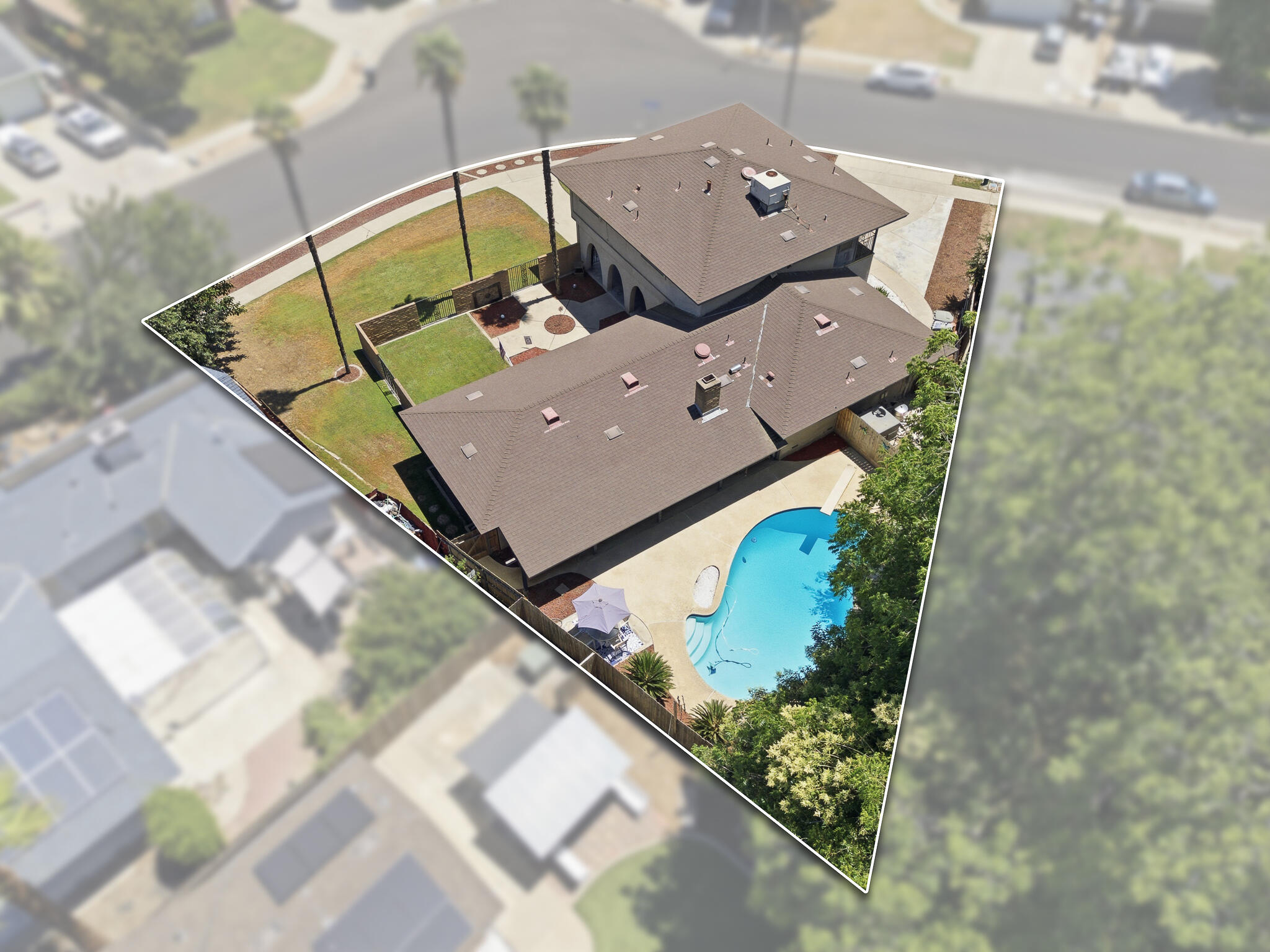 511 N Helene St, Tulare, CA 93274