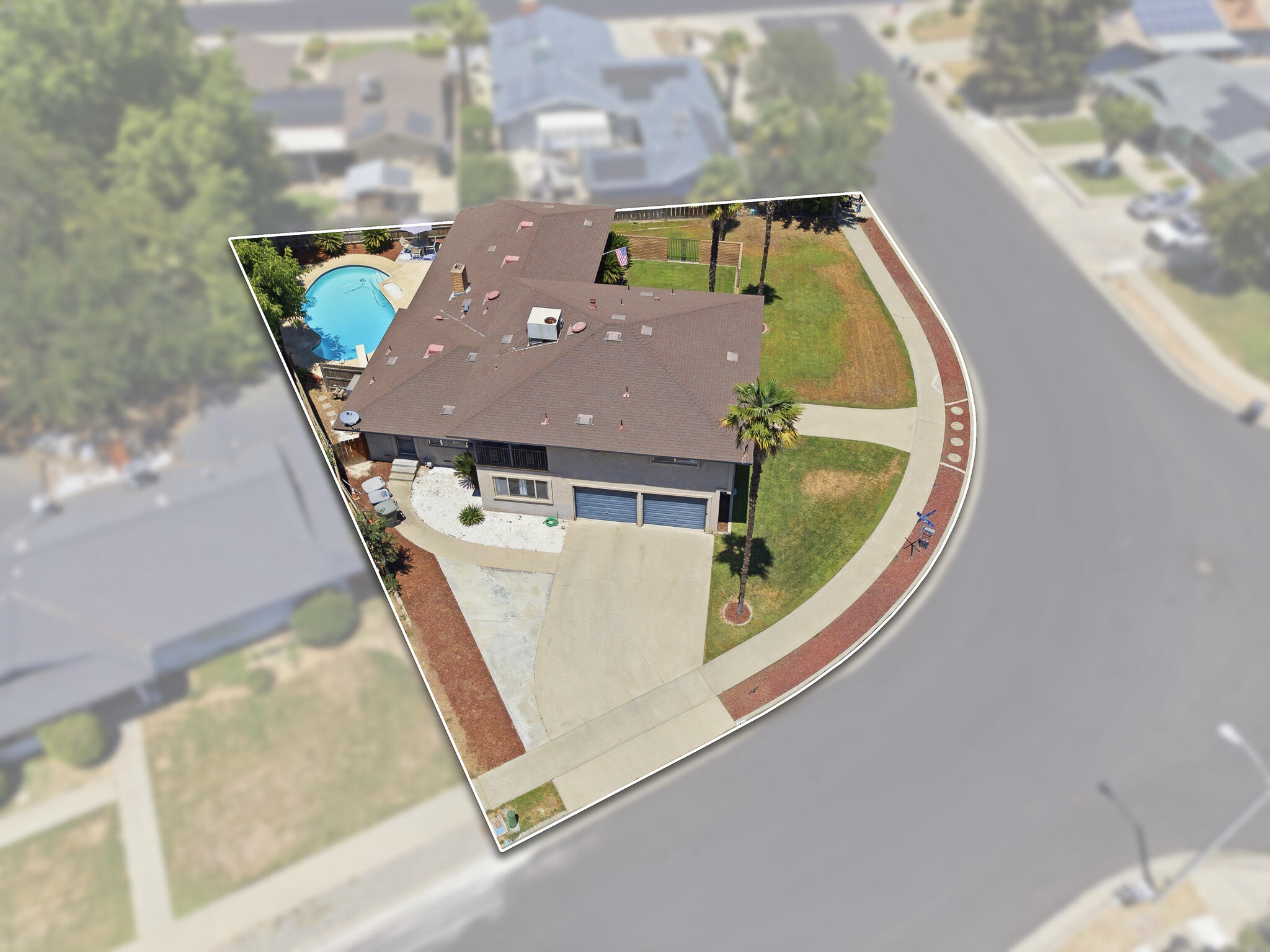 511 N Helene St, Tulare, CA 93274