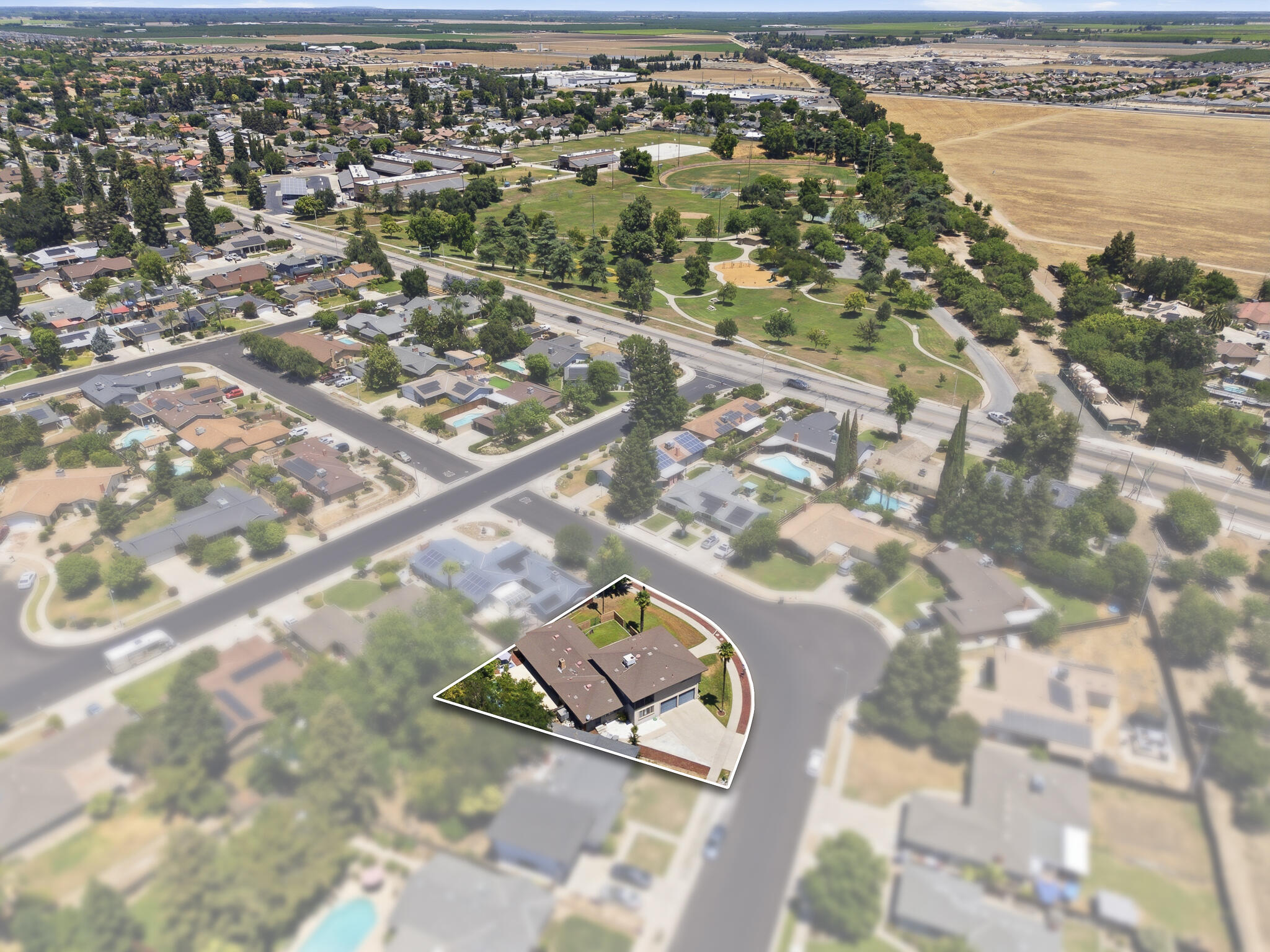 511 N Helene St, Tulare, CA 93274