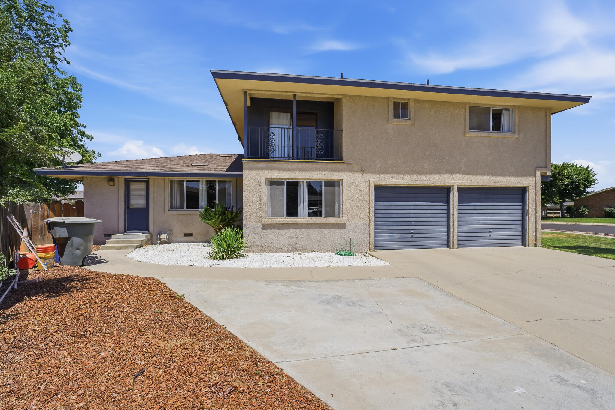 511 N Helene St, Tulare, CA 93274