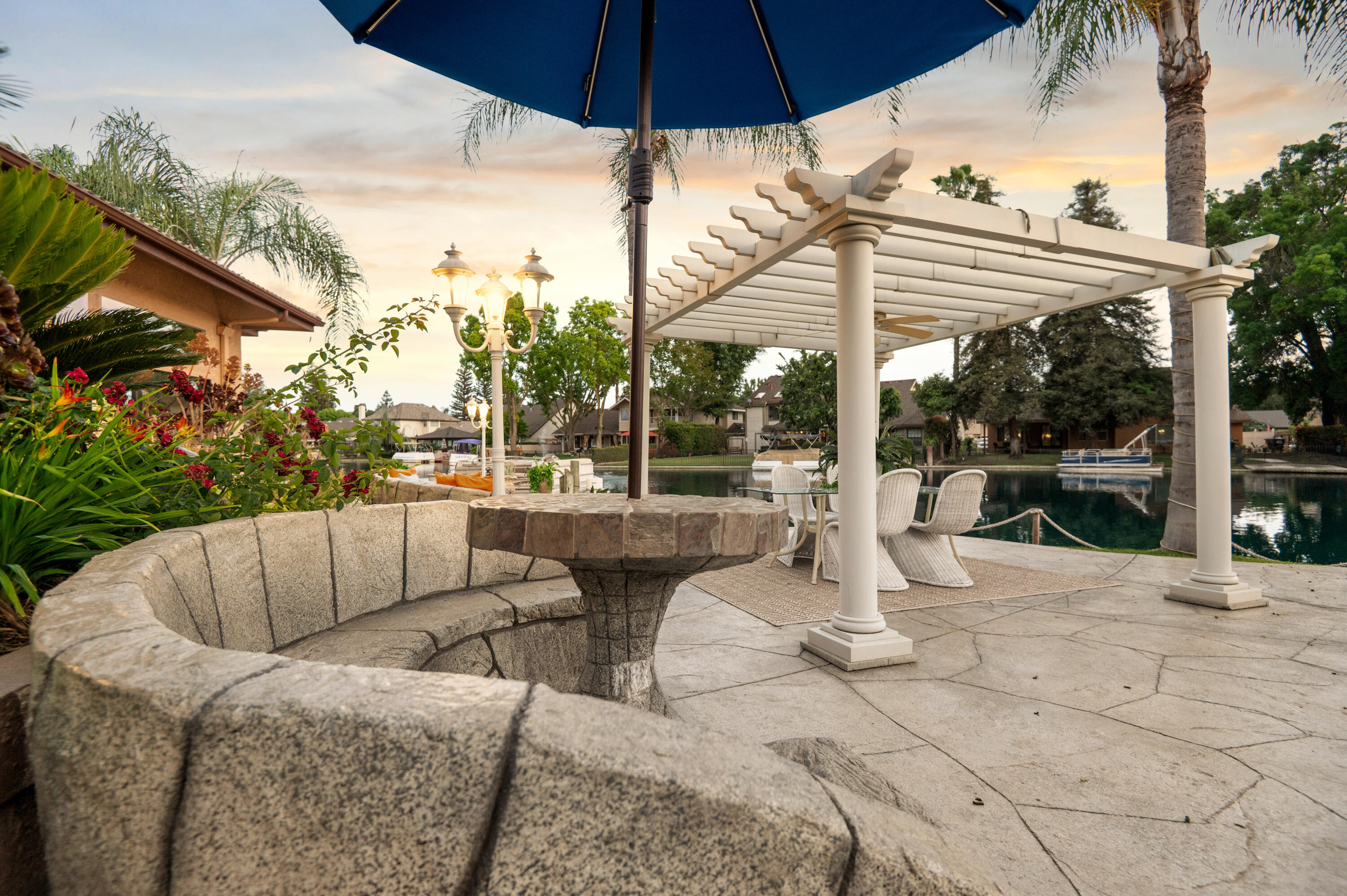1617 N Aspen Ct, Visalia, CA 93291