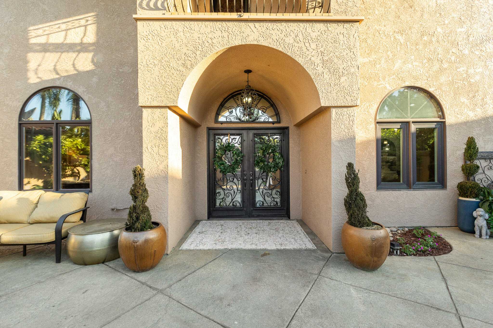 1617 N Aspen Ct, Visalia, CA 93291
