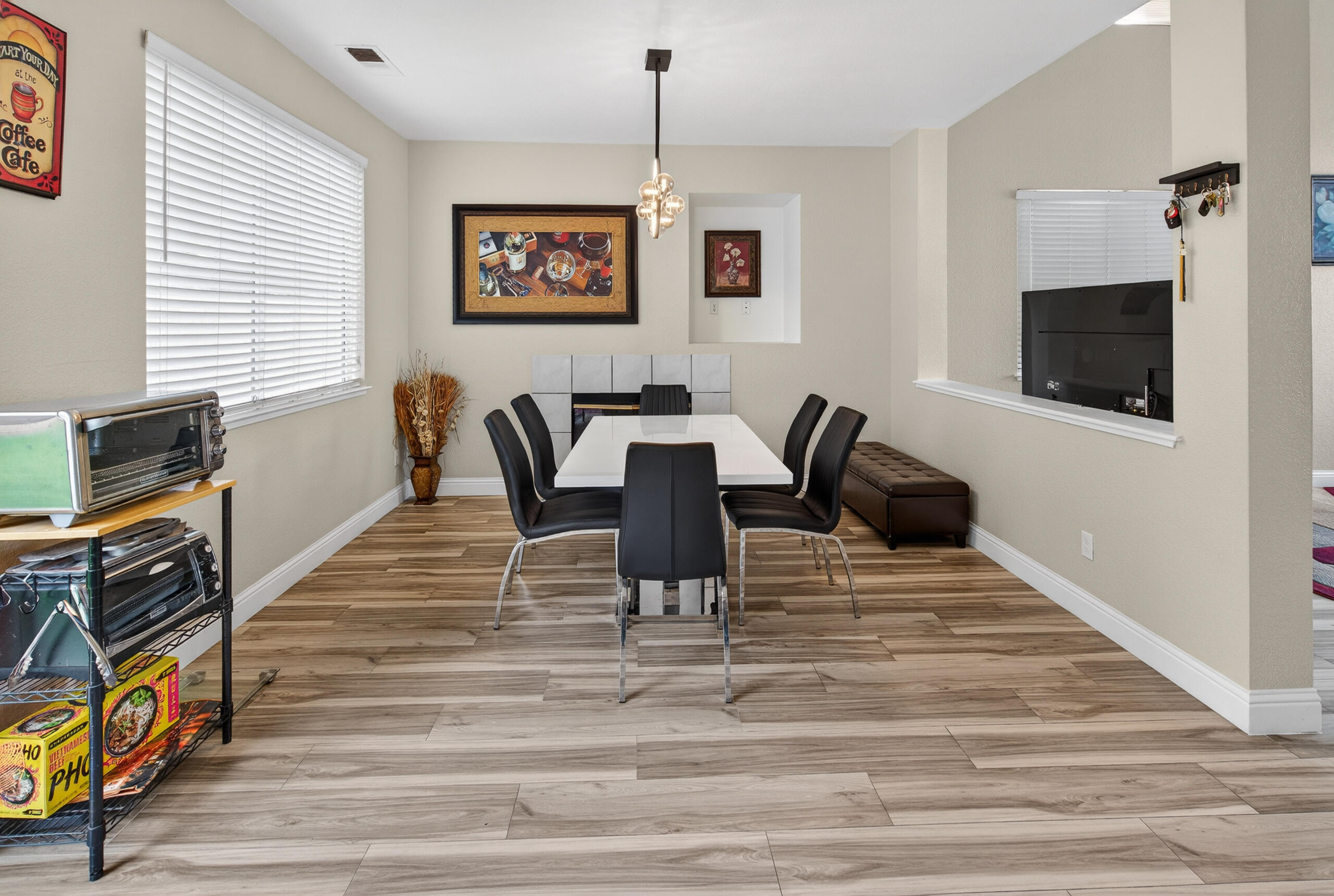 1936 Maplegrove Ln, Tracy, CA 95376
