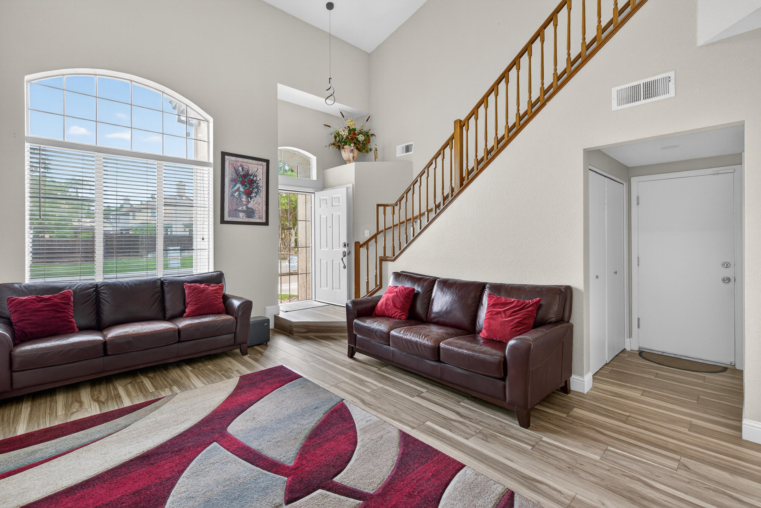 1936 Maplegrove Ln, Tracy, CA 95376