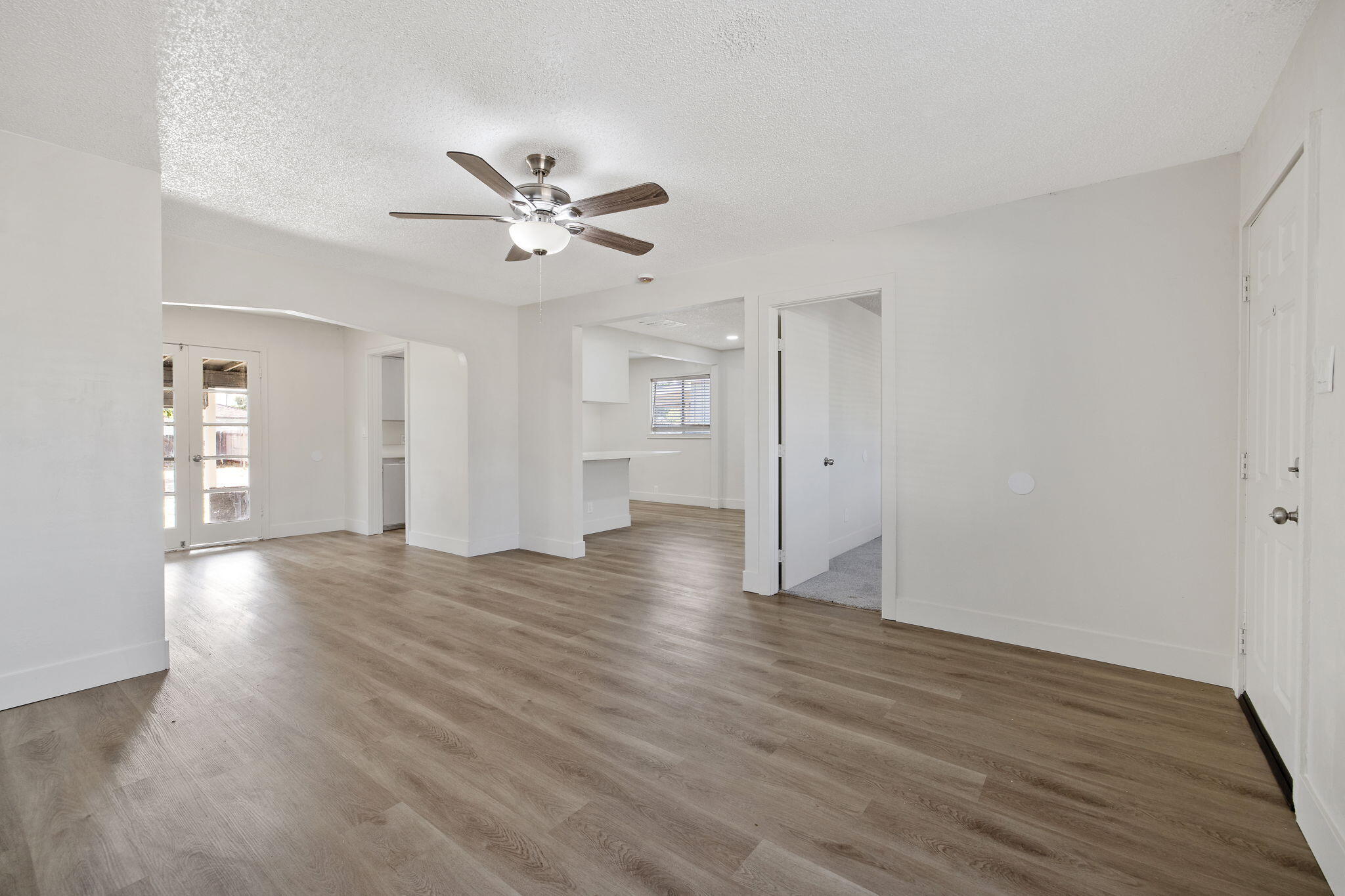 217 N Lincoln St, Coalinga, CA 93210