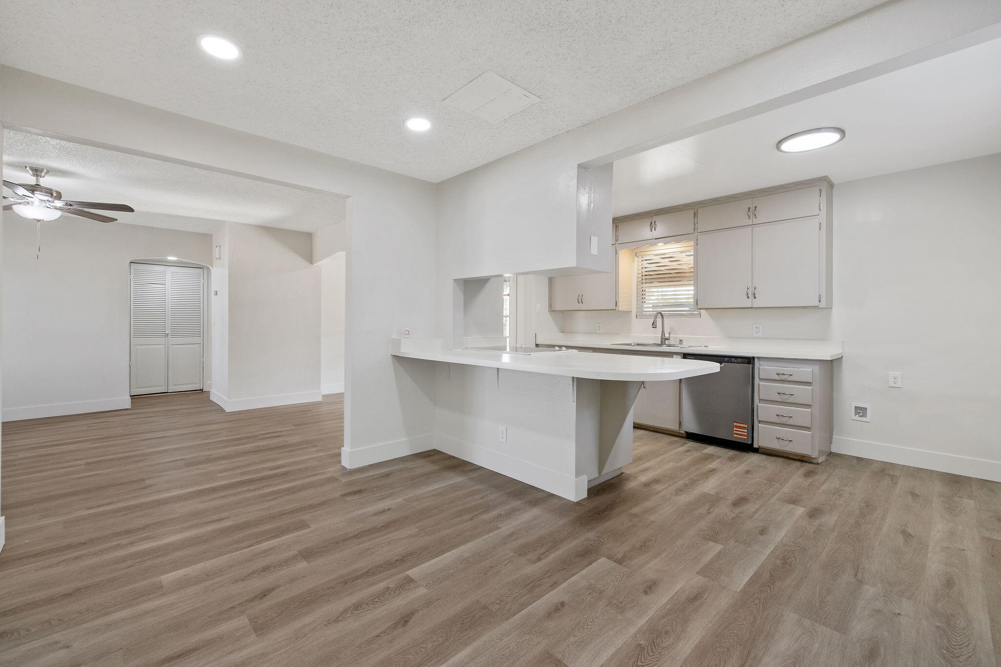 217 N Lincoln St, Coalinga, CA 93210