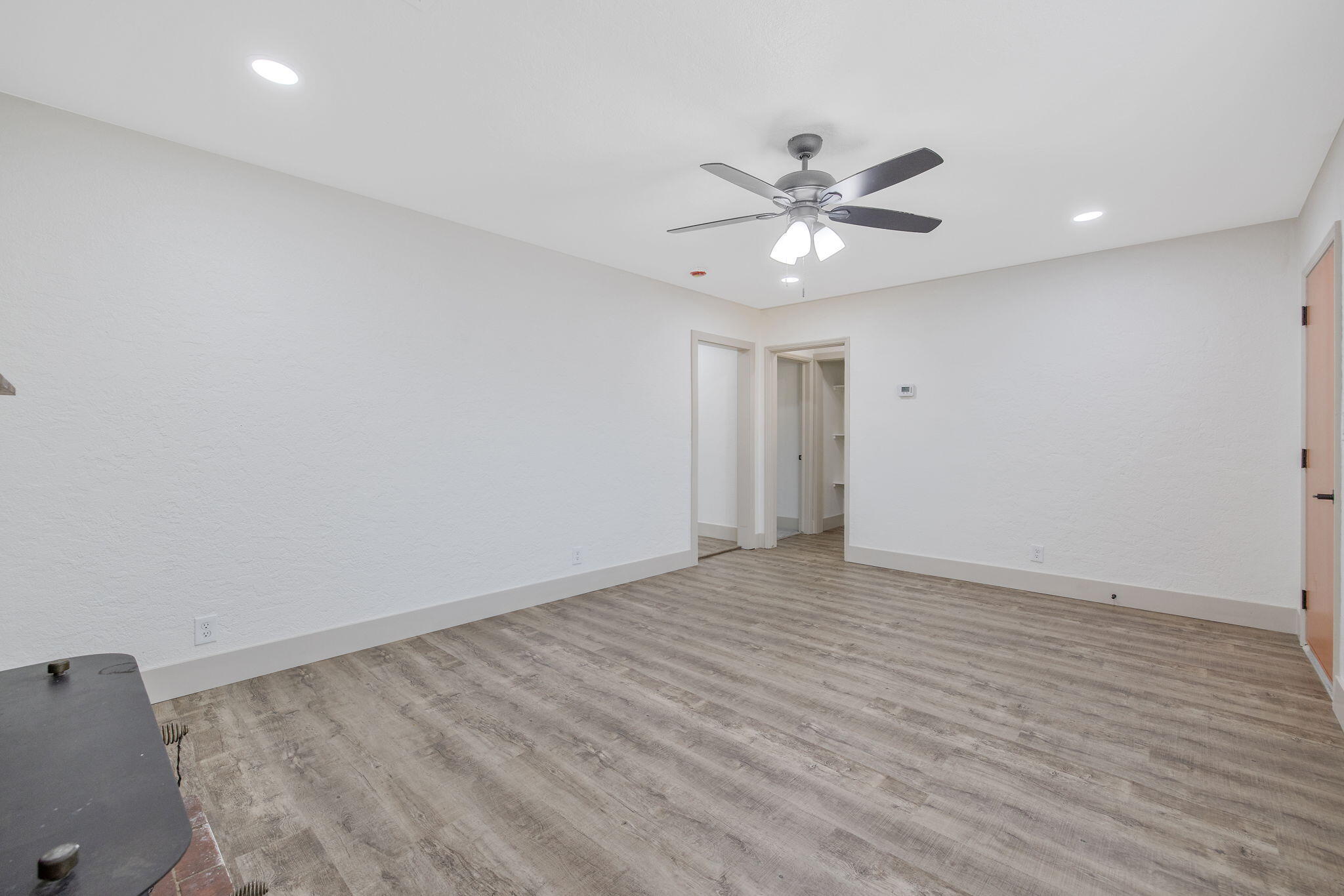 1019 E Laurel Ave, Visalia, CA 93292