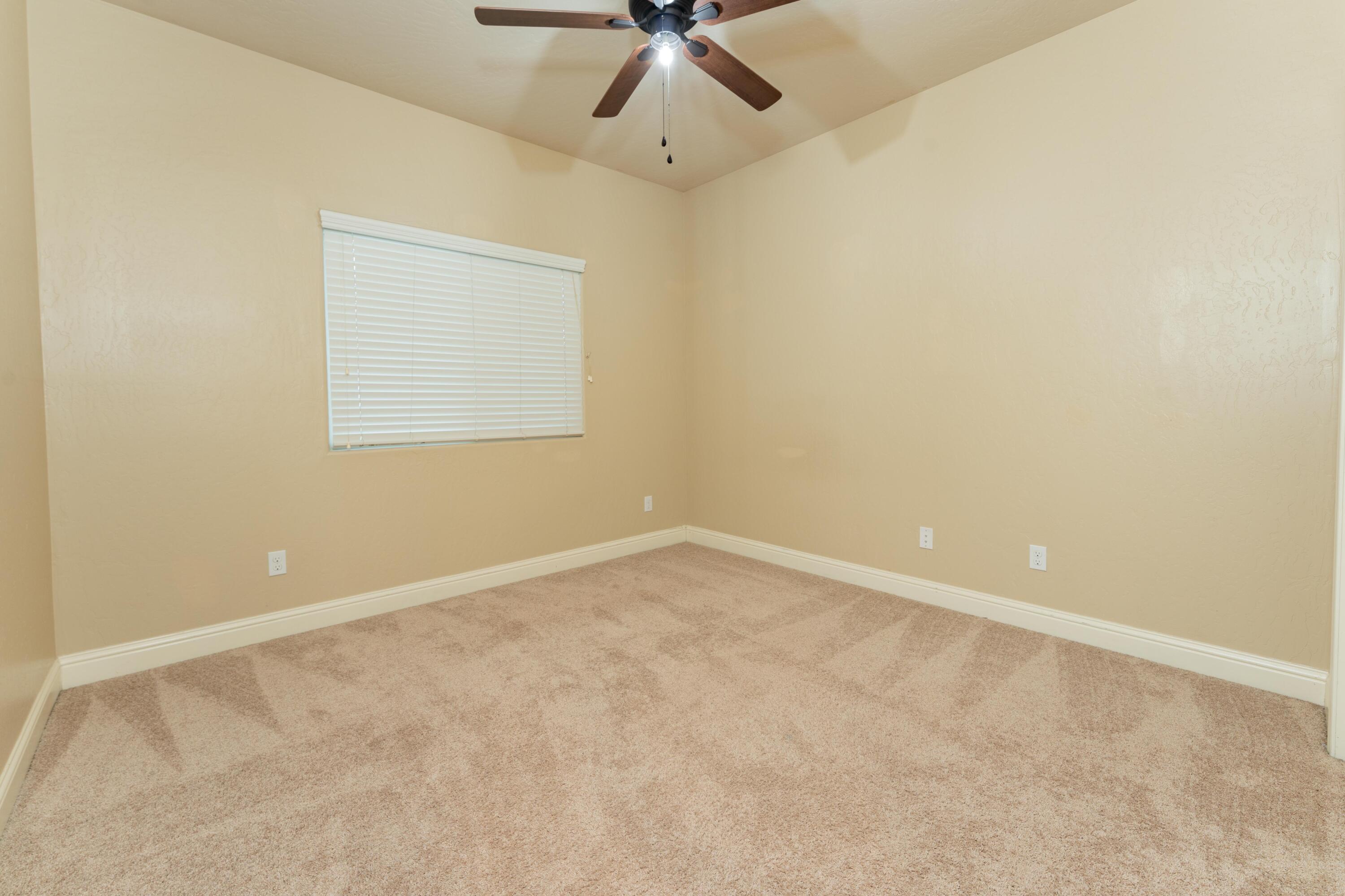 6162 E Farrin Ave, Fresno, CA 93727