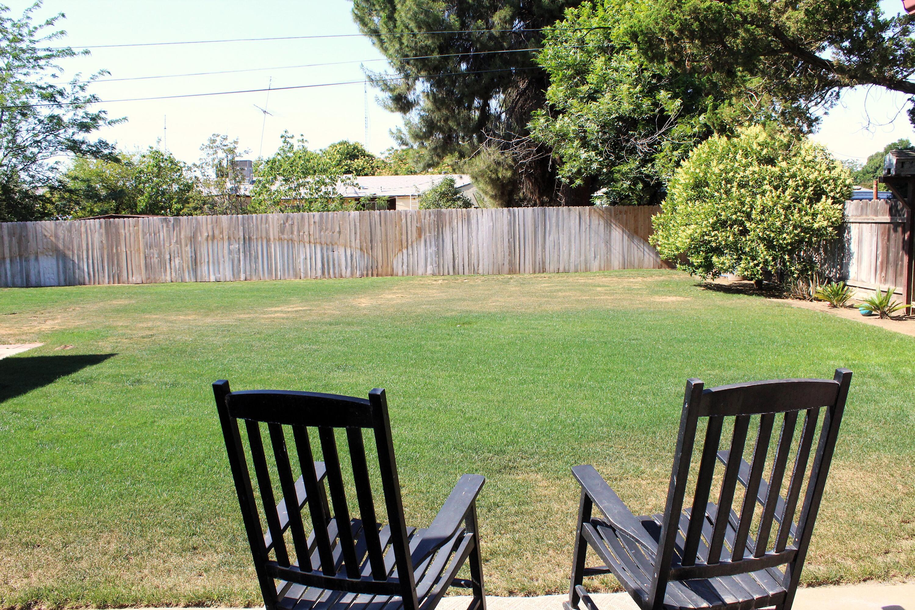 746 W Belleview Ave, Porterville, CA 93257