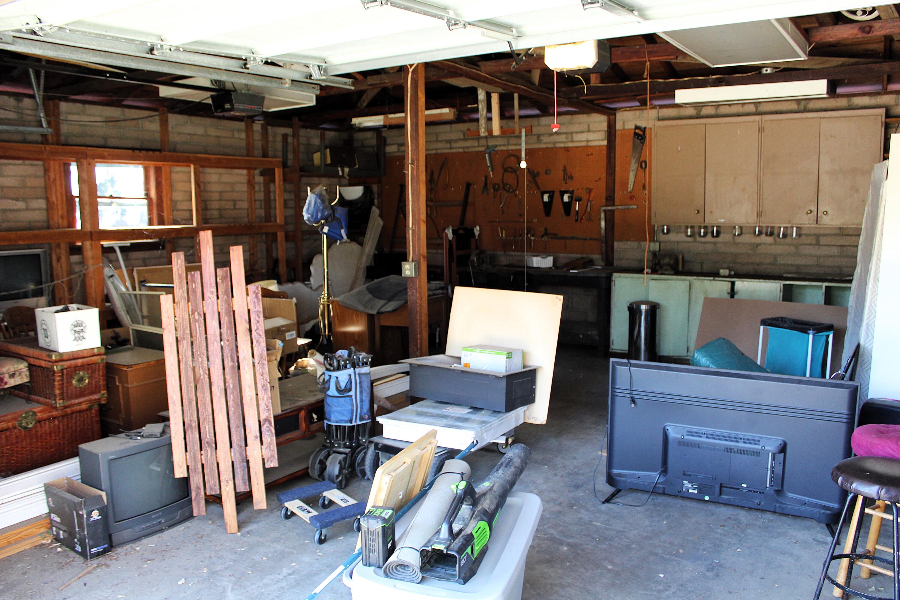 746 W Belleview Ave, Porterville, CA 93257
