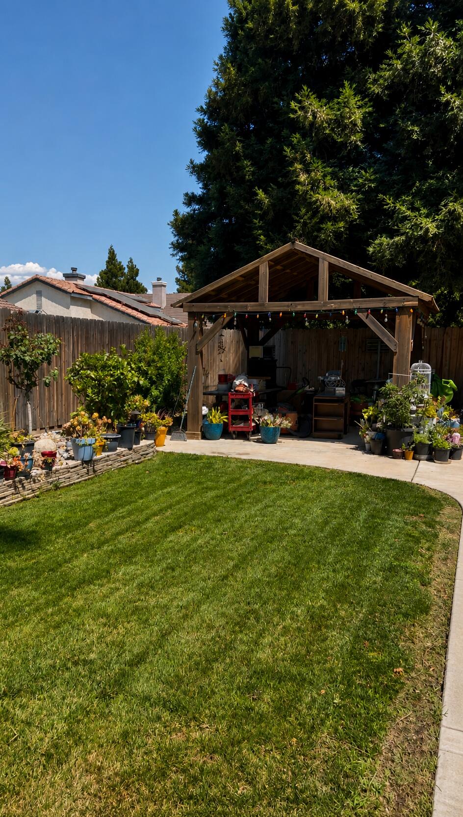 1344 E Parkview Ct, Visalia, CA 93292