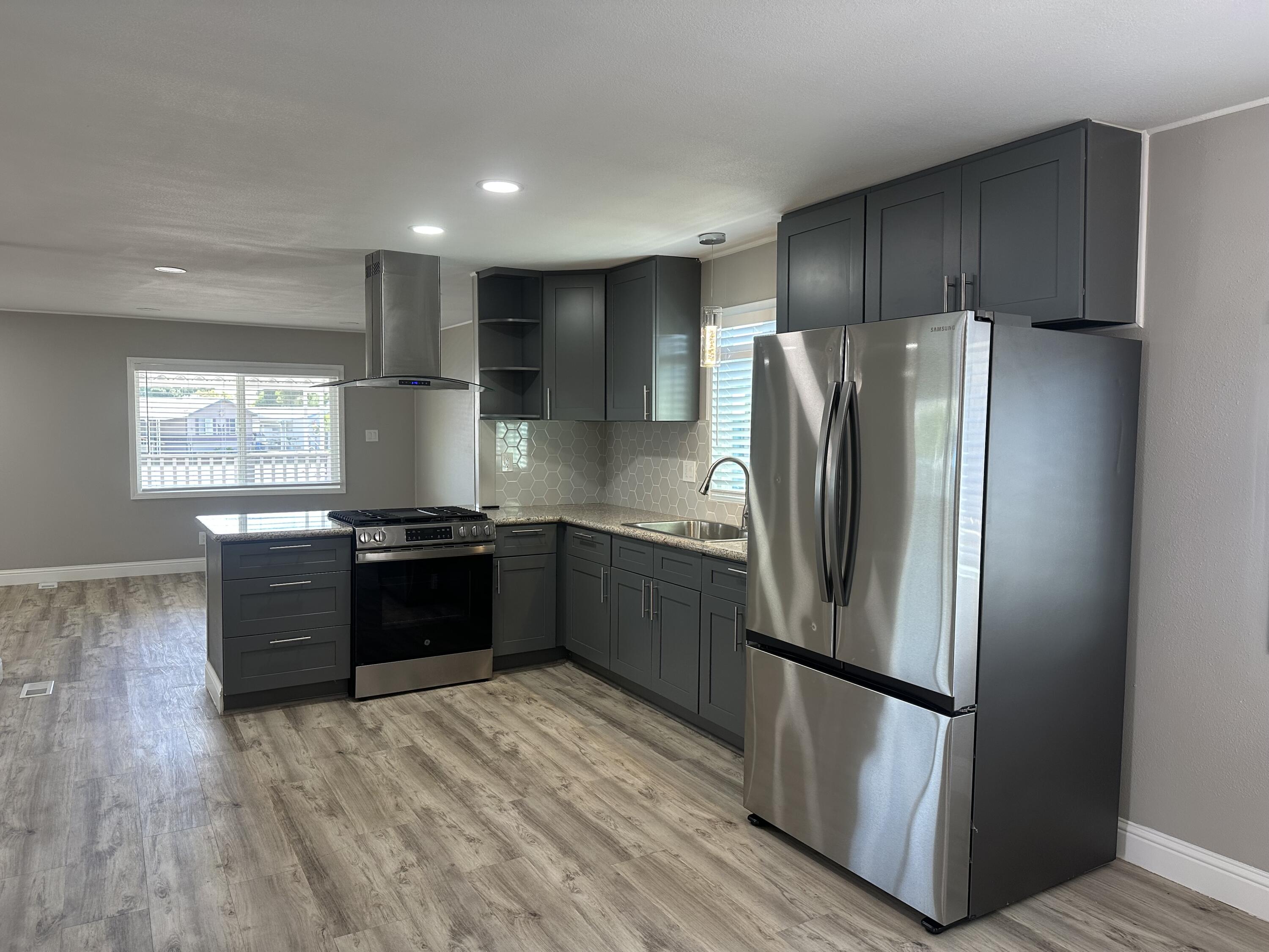 720 E Worth Space 76, Porterville, CA 93257