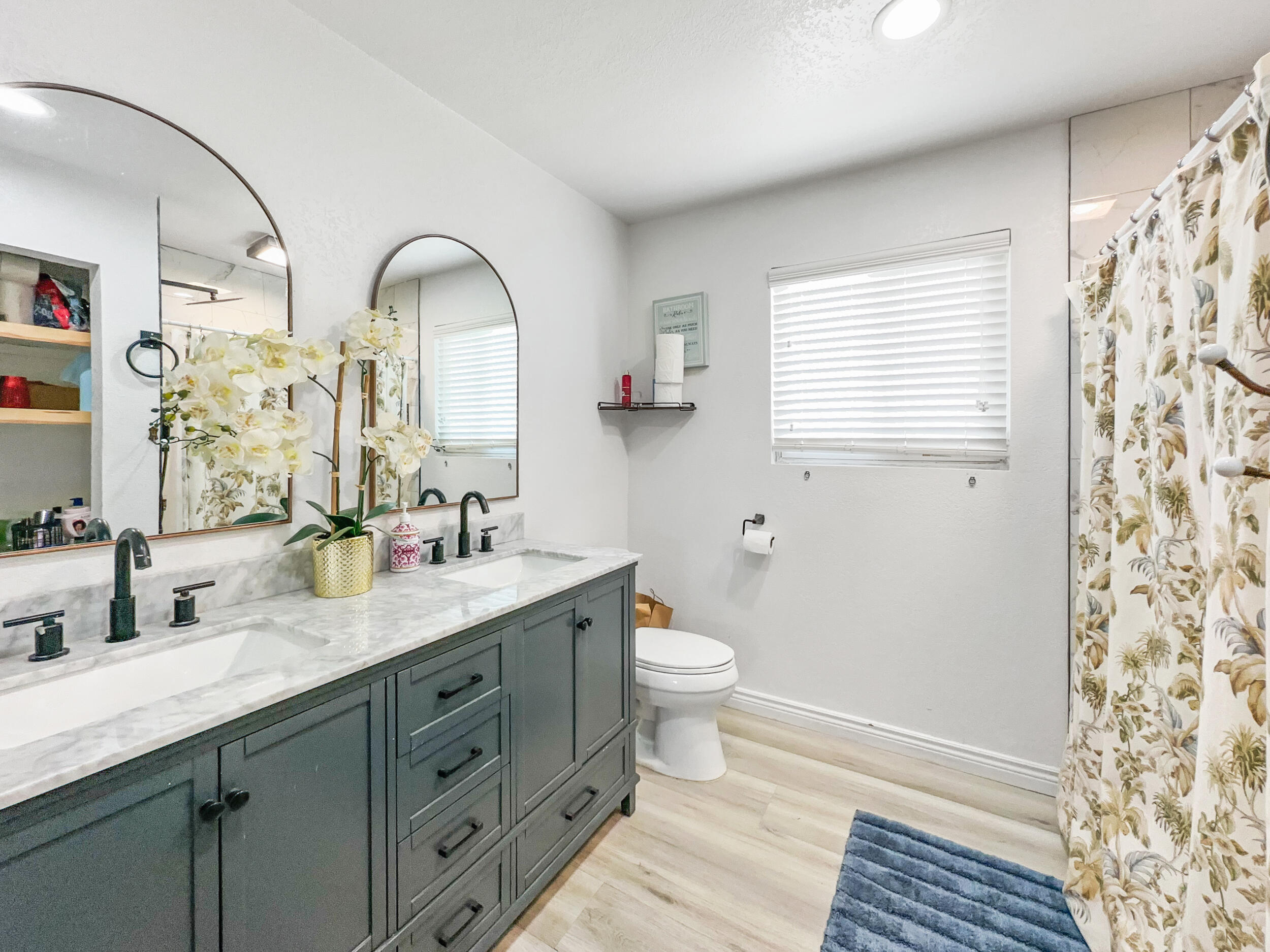 947 Cardoza Dr, Tulare, CA 93274
