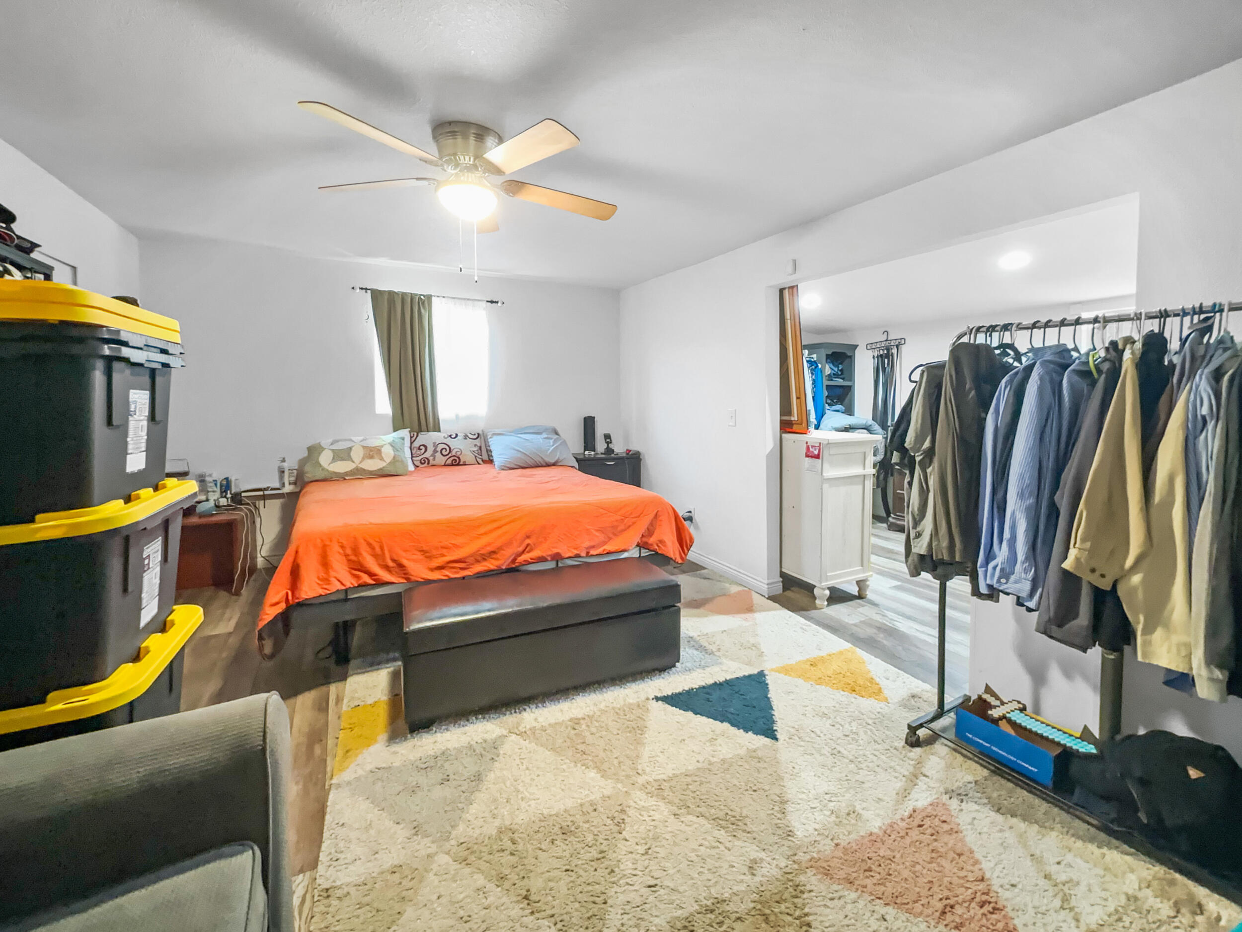 947 Cardoza Dr, Tulare, CA 93274