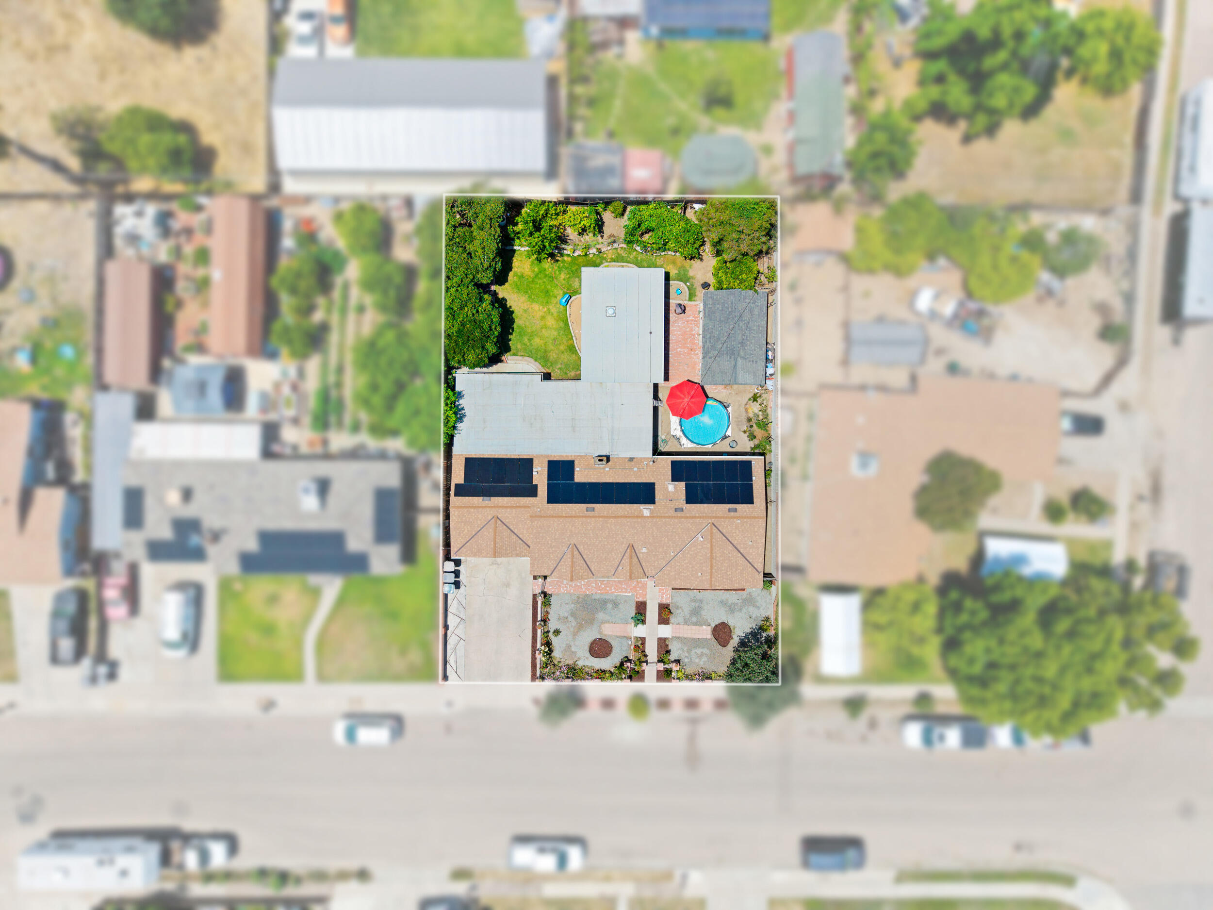 947 Cardoza Dr, Tulare, CA 93274