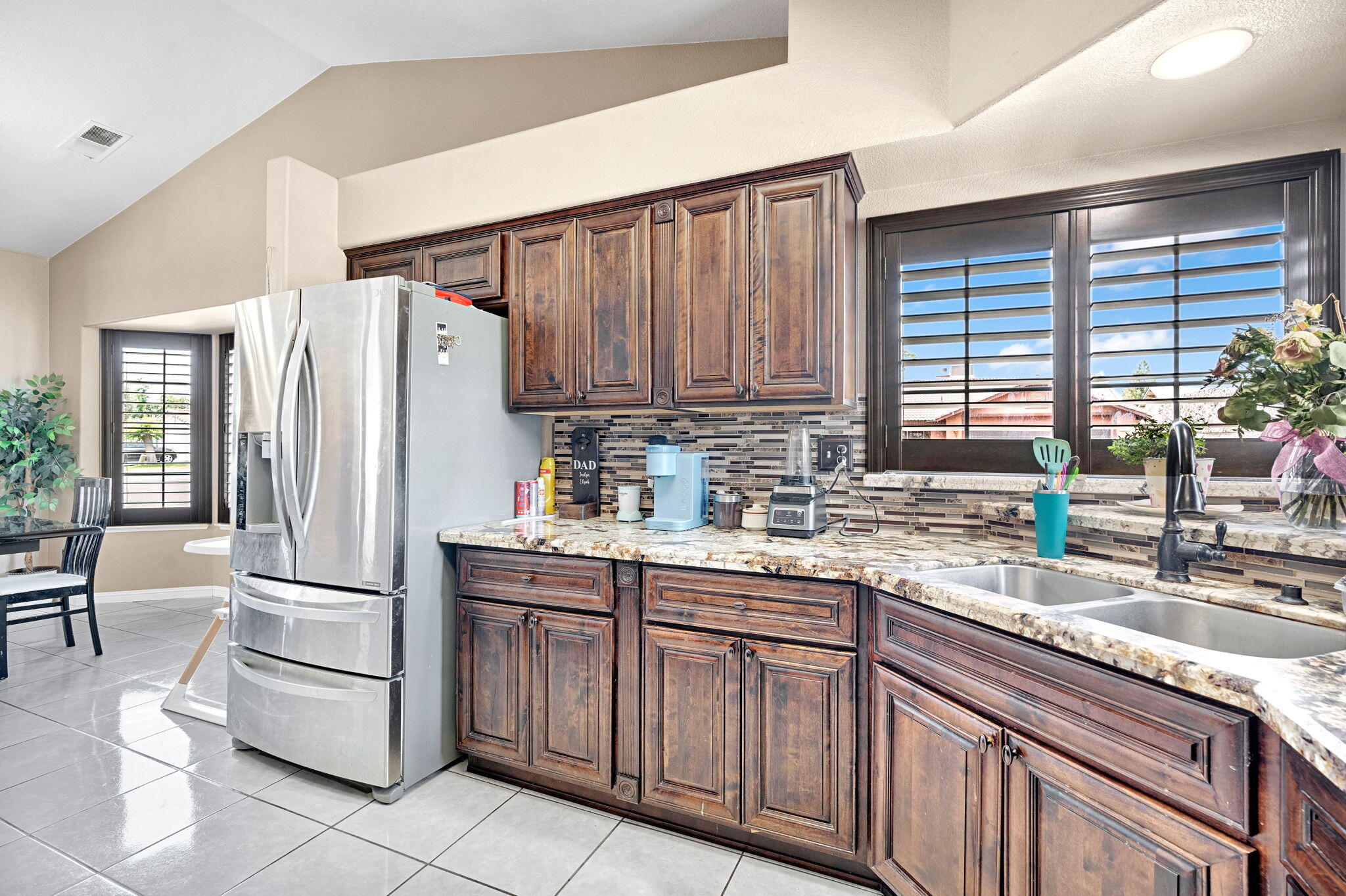 513 Chianti Ct, Madera, CA 93637