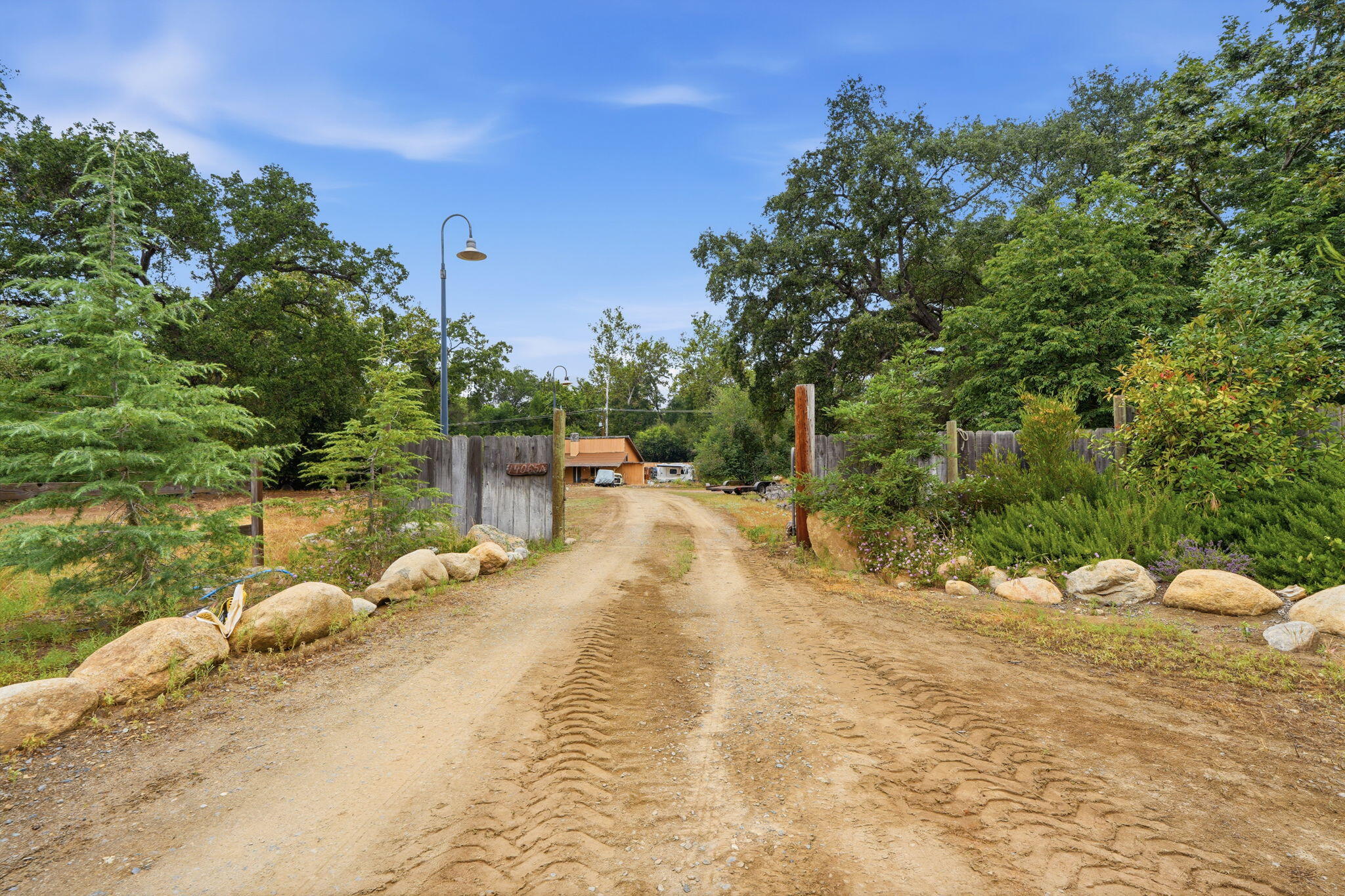 44065 A South Fork Dr, Three Rivers, CA 93271