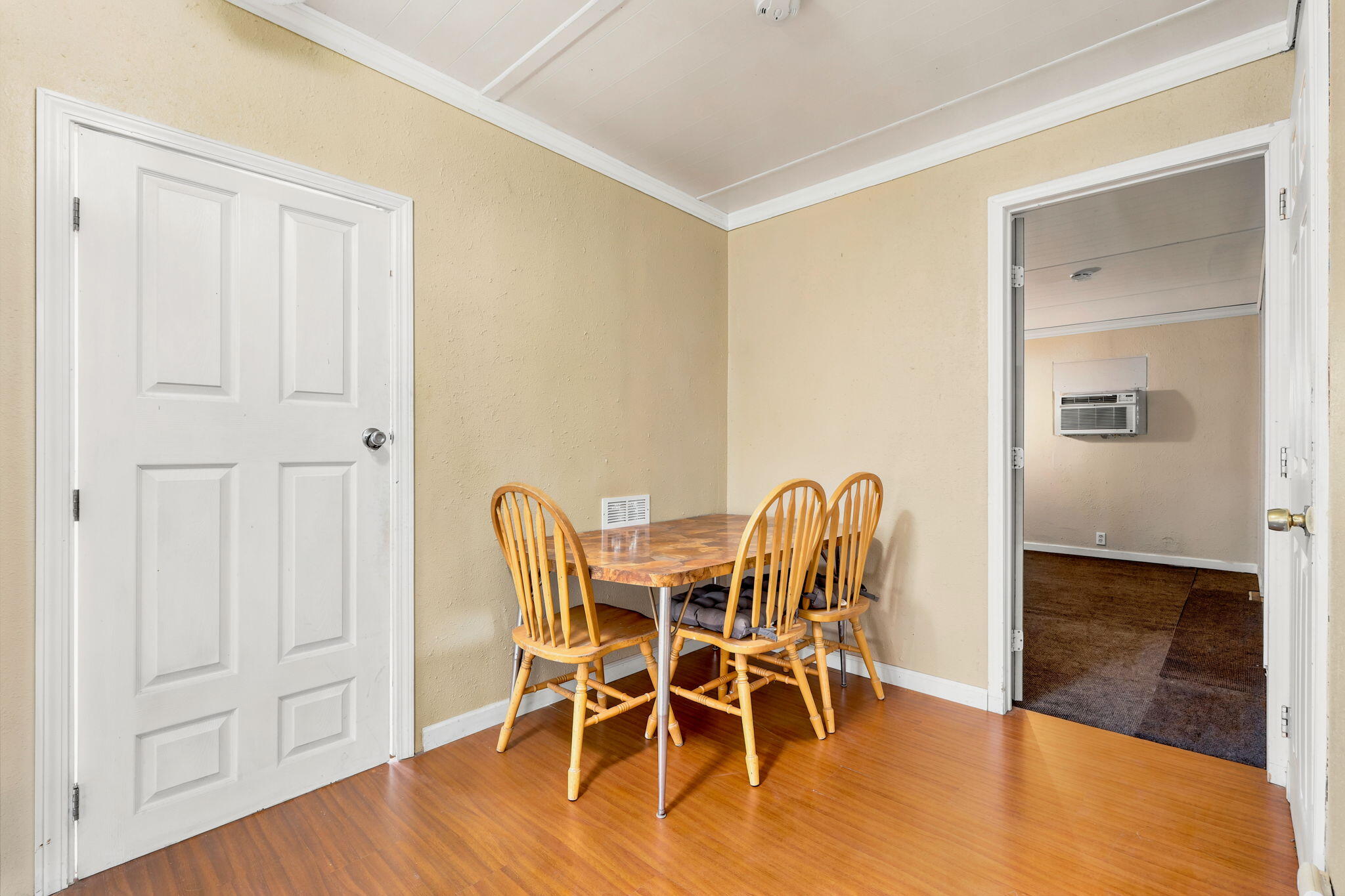 852 E Grangeville Blvd #62, Hanford, CA 93230