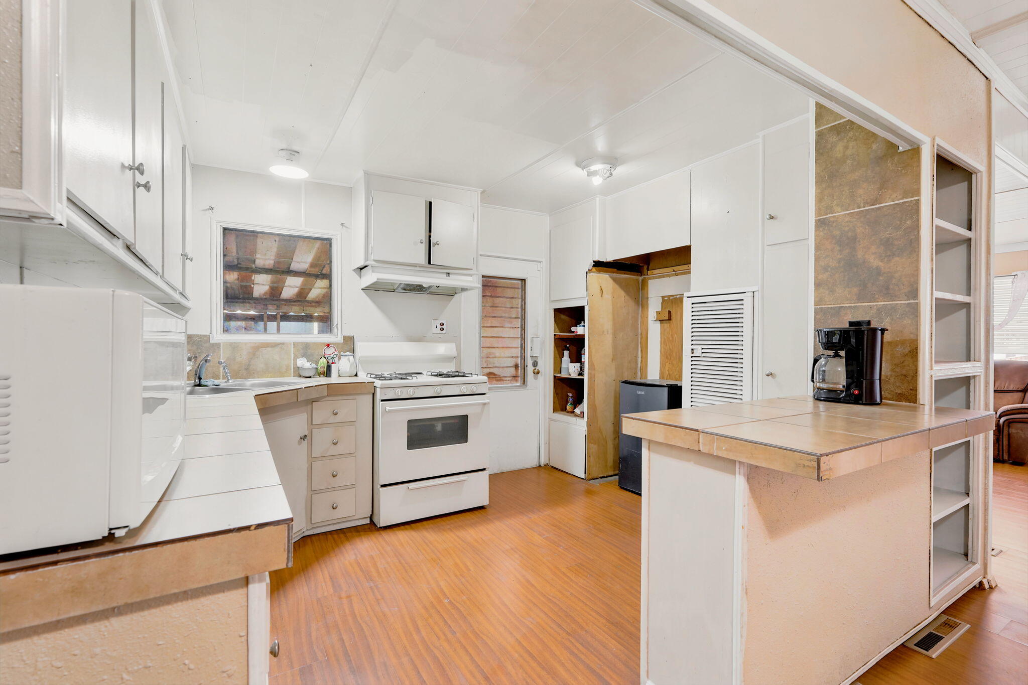 852 E Grangeville Blvd #62, Hanford, CA 93230