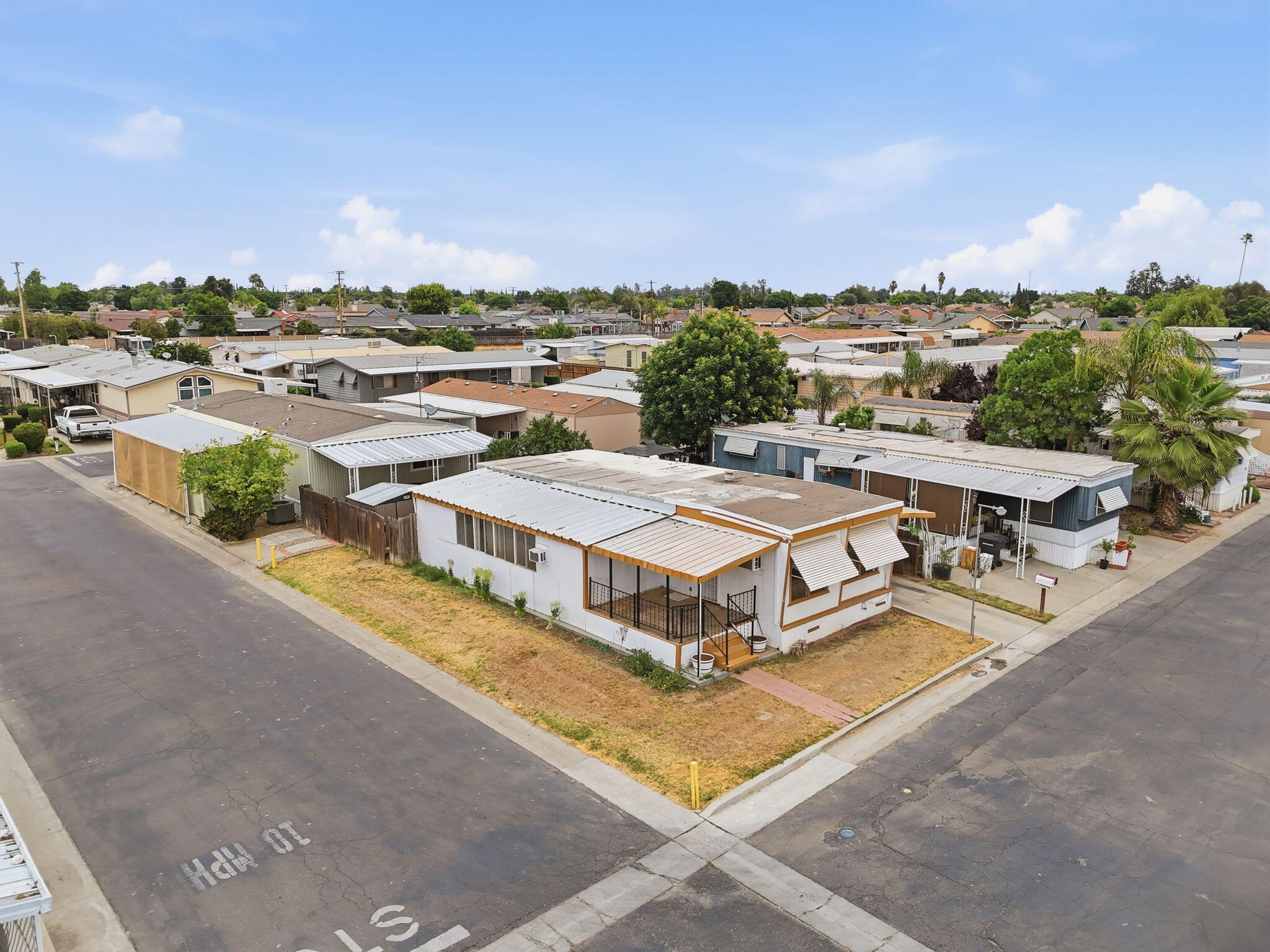 852 E Grangeville Blvd #62, Hanford, CA 93230