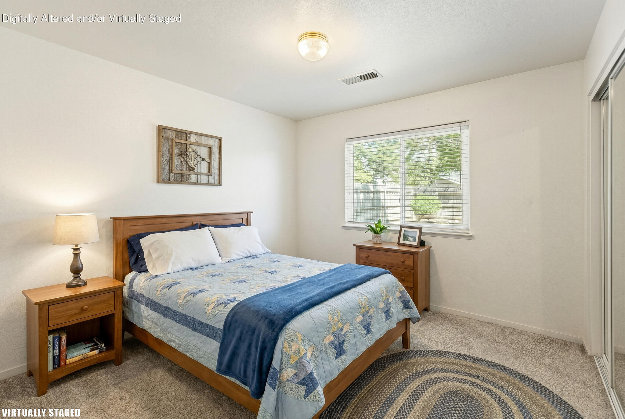 916 W Windsor Dr, Hanford, CA 93230