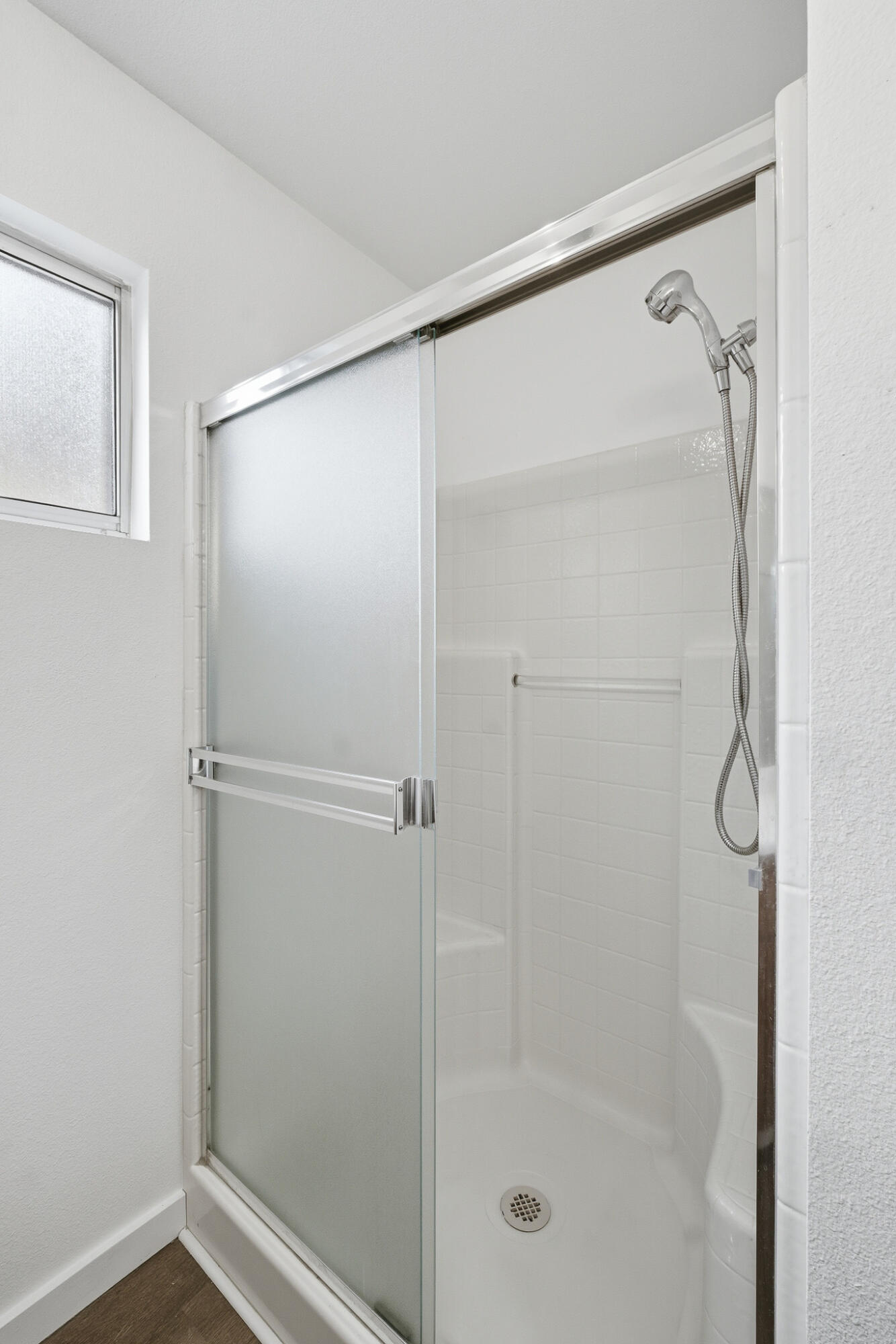 3626 S Chatham Ct, Visalia, CA 93277