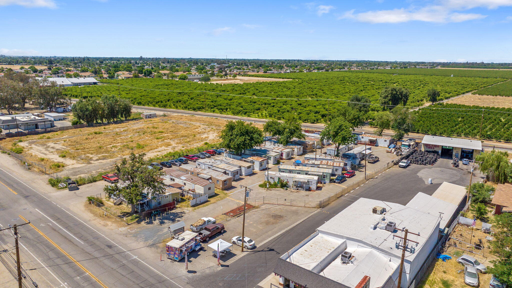 9000 Lacey Blvd #1-21, Hanford, CA 93230