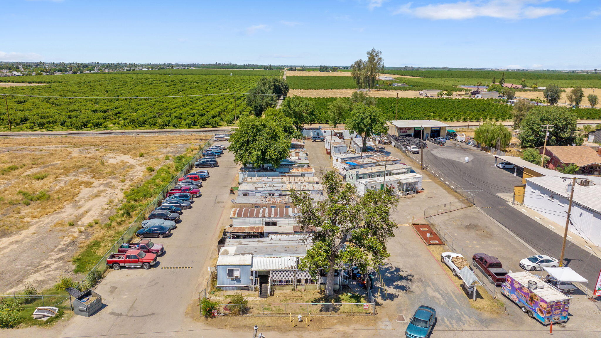 9000 Lacey Blvd #1-21, Hanford, CA 93230
